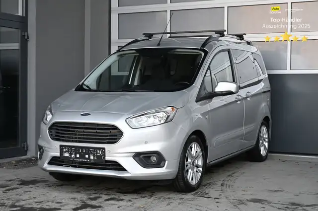 Ford Tourneo Courier 1.0 EcoBoost Titanium  Pickerl NEU