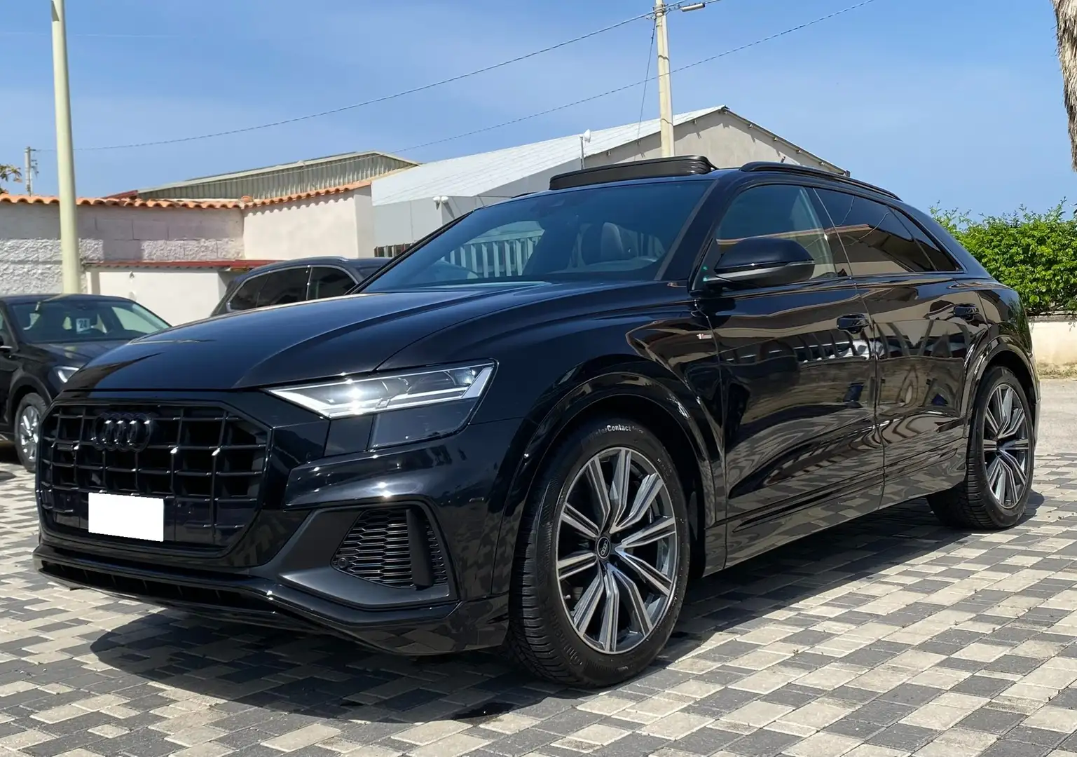 Audi Q8 S Line edition 3.0 TDI 231CV tiptronic mhev 4x4 45 Schwarz - 2