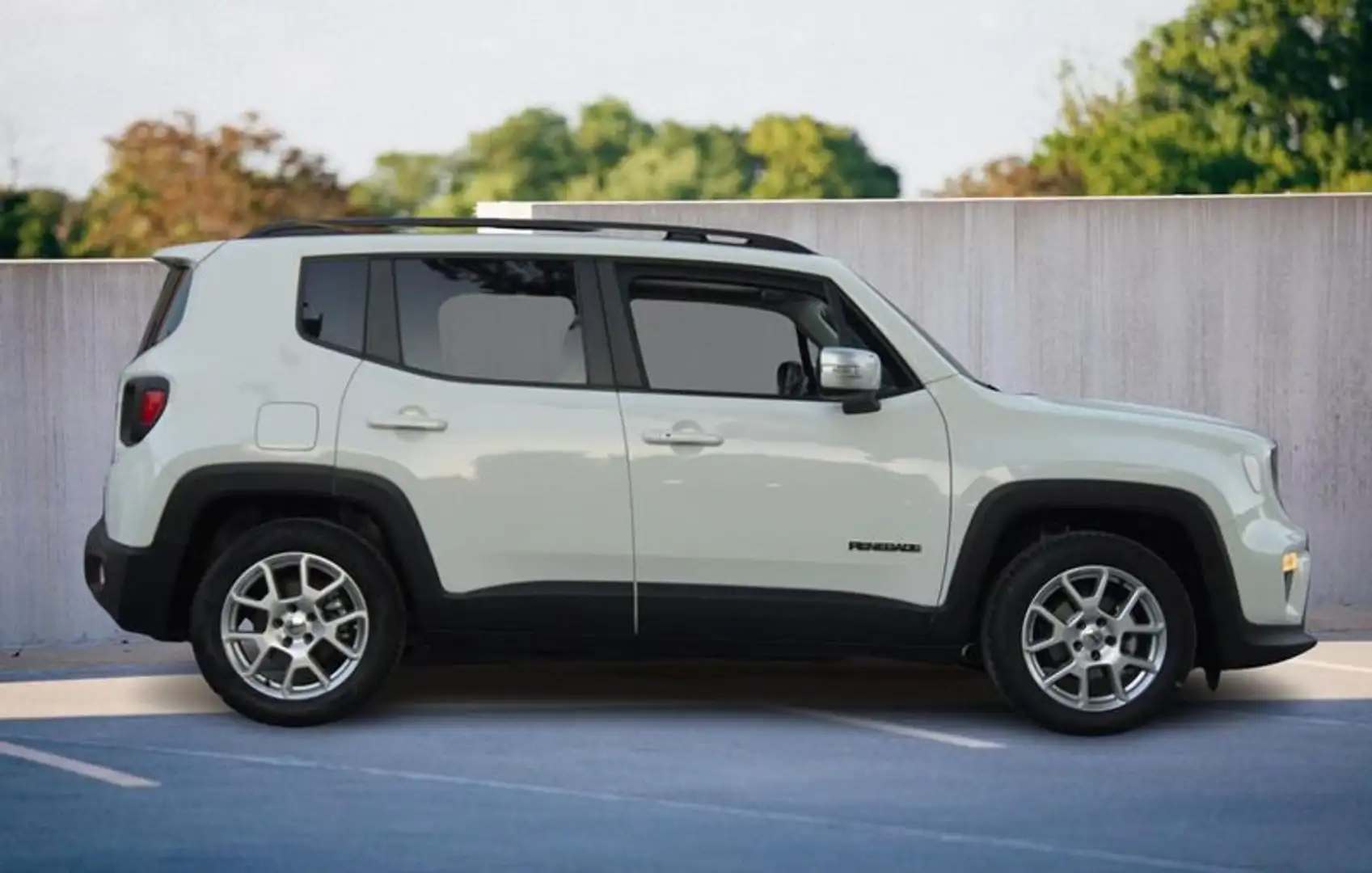 Jeep Renegade 1.6 Mjt 130 CV Limited Weiß - 2