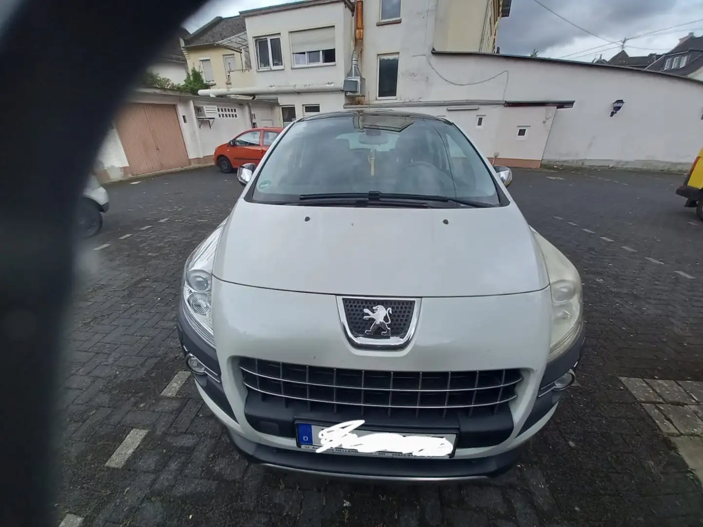 Peugeot 3008 HDi FAP 110 Premium - 1