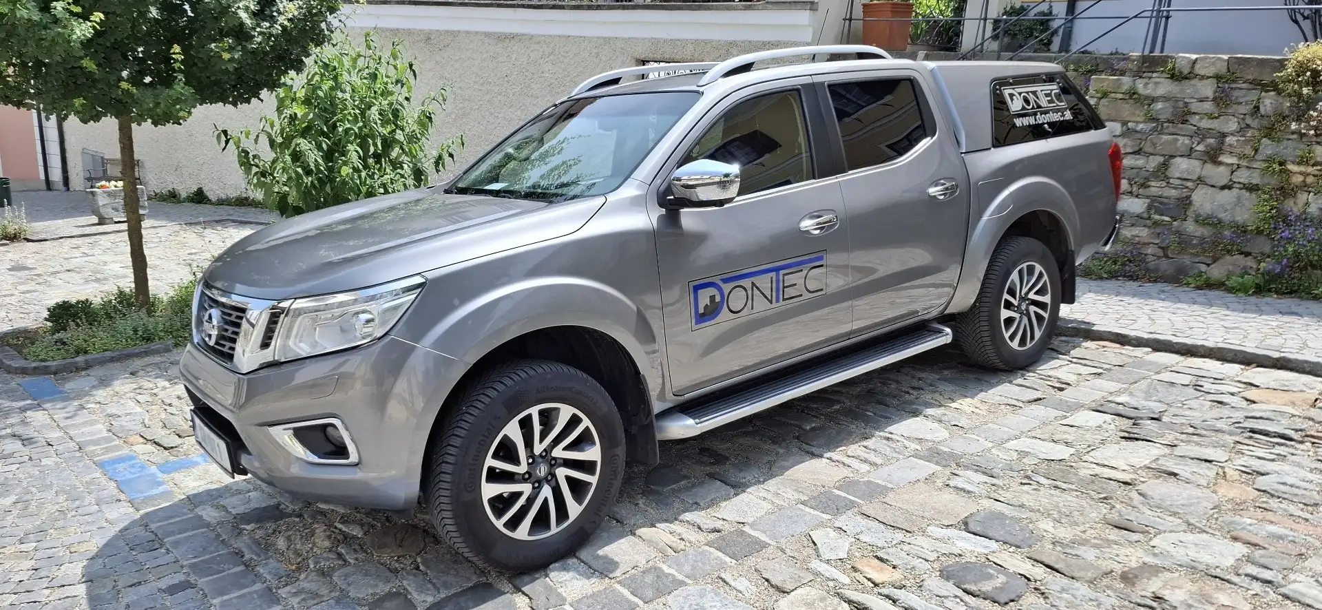 Nissan Navara Gris - 1