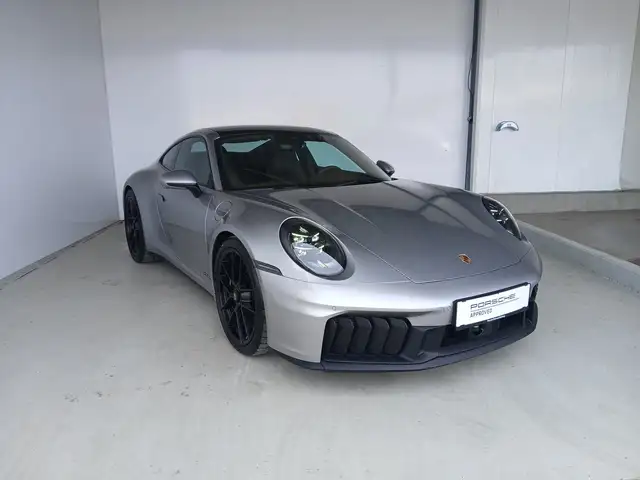 Porsche 911 Carrera 4 GTS Ansicht 3