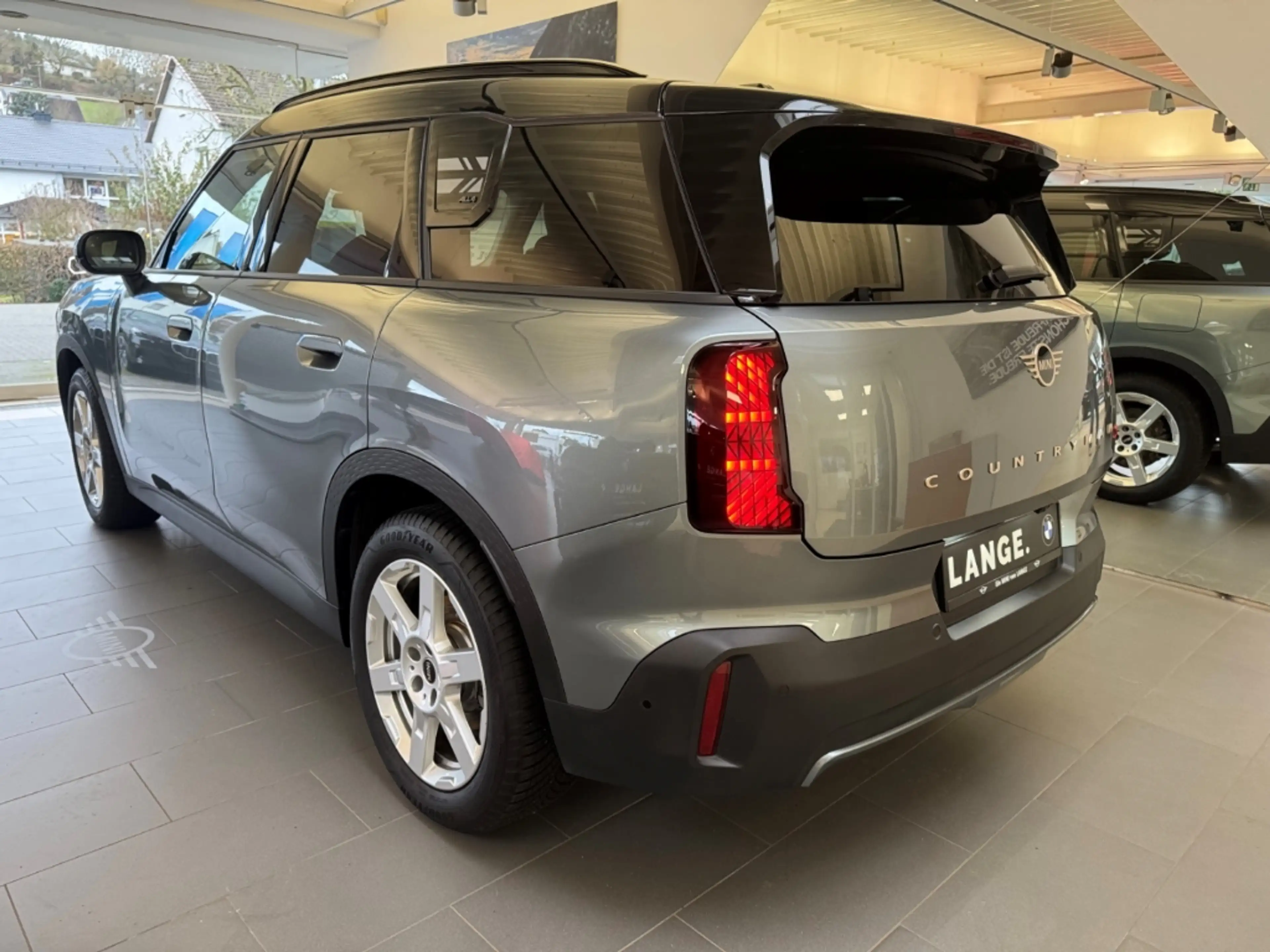 MINI Cooper S Countryman Classic Trim ALL4 AHK+PANO+HEADUP — photo 5