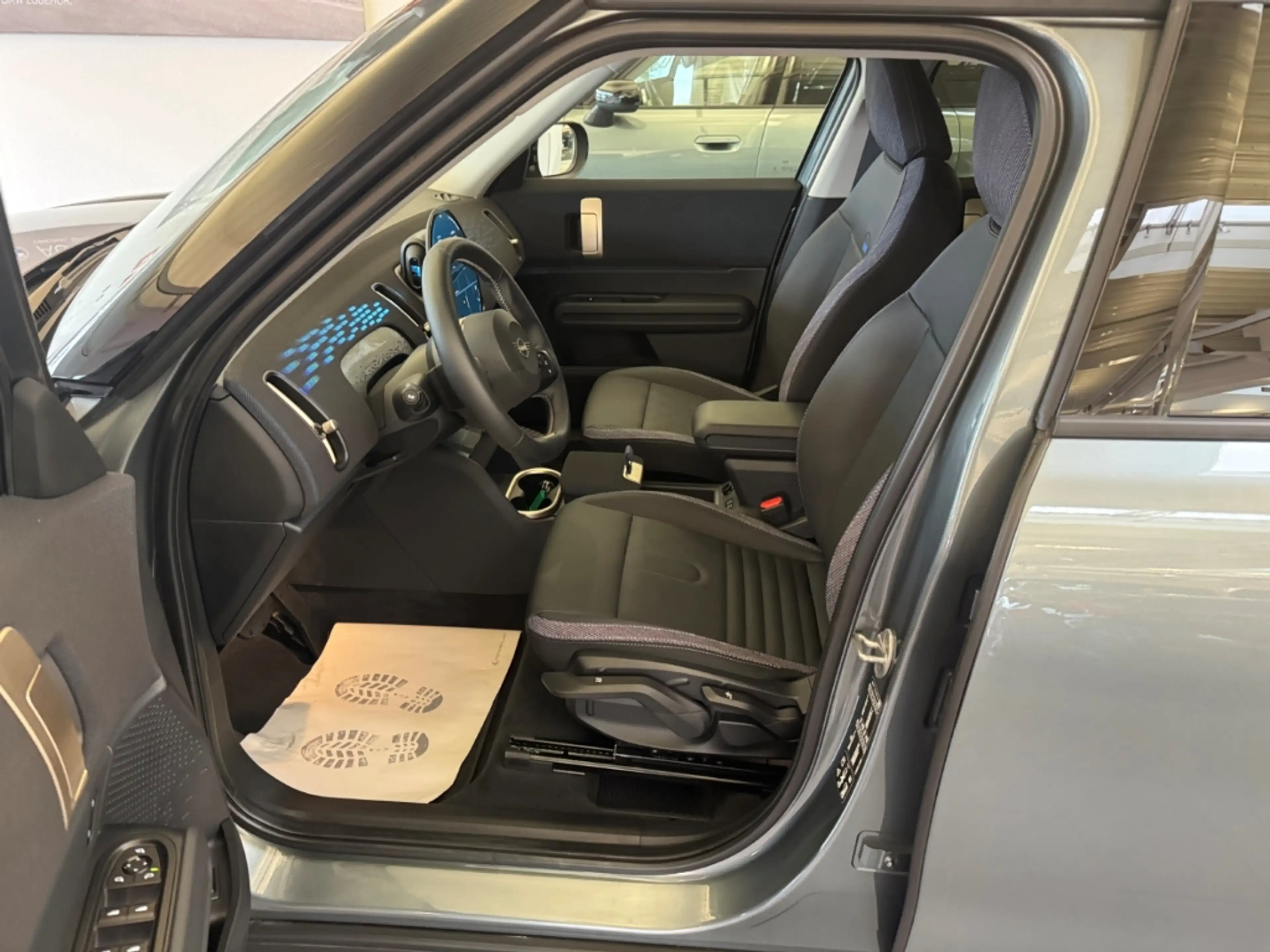 MINI Cooper S Countryman Classic Trim ALL4 AHK+PANO+HEADUP — photo 8