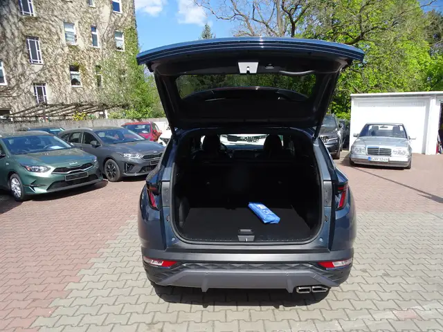 Hyundai Tucson view 4