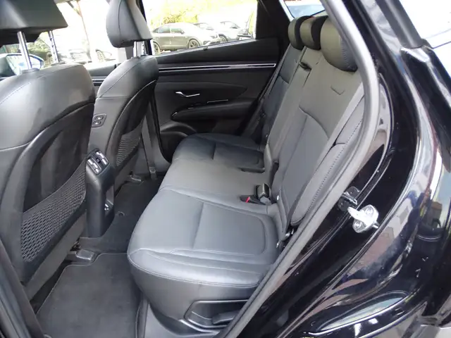 Hyundai Tucson view 12