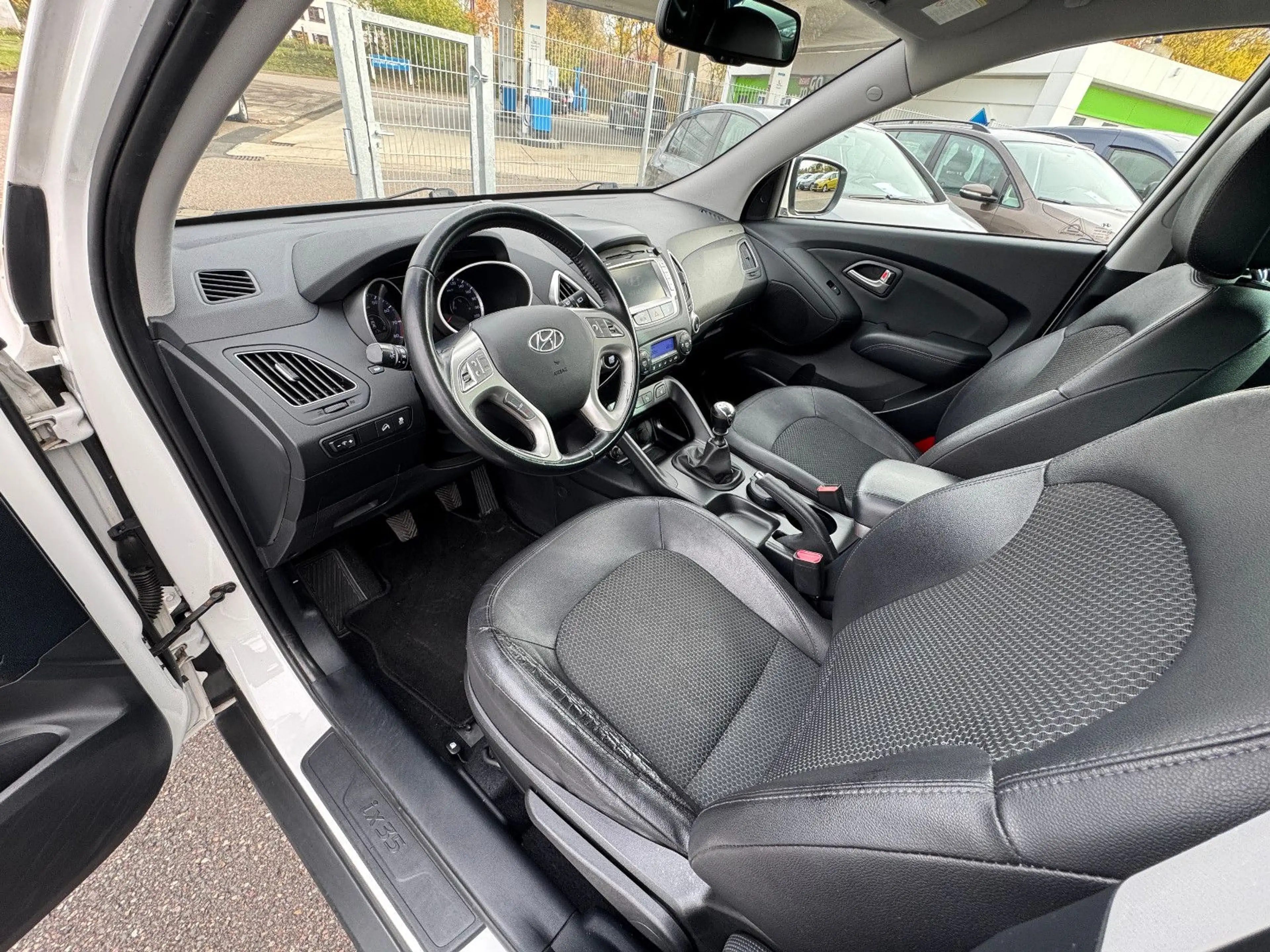 Hyundai iX35 5 Star Edition 2WD TÜV/HU/NEU — photo 15