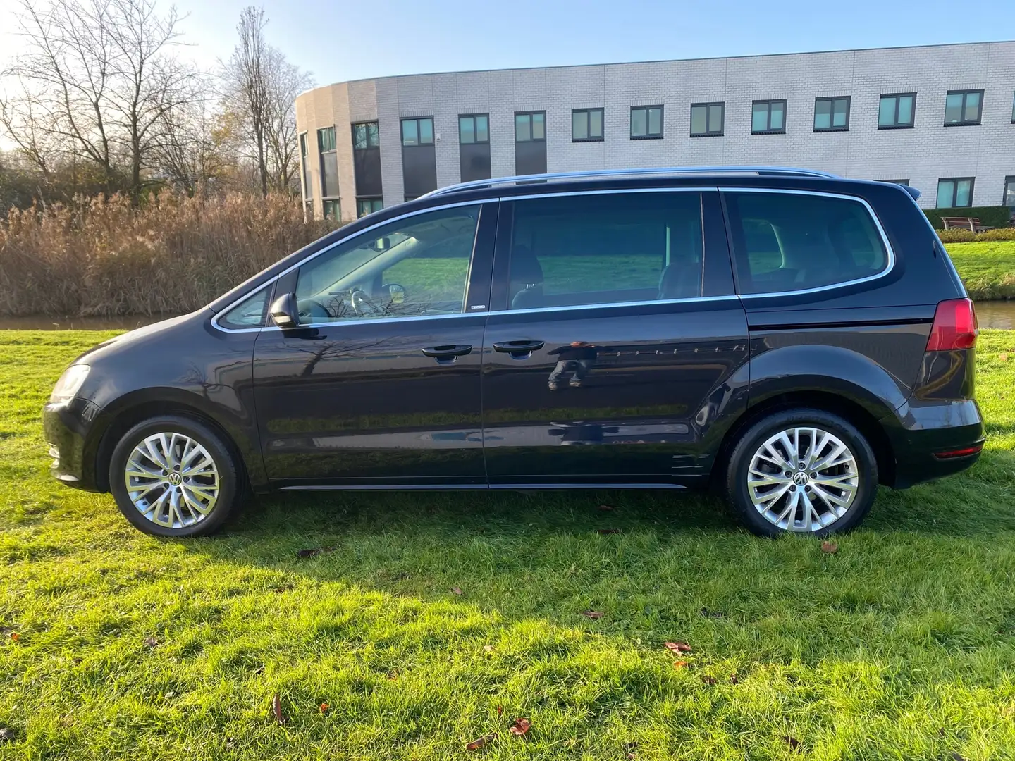 Volkswagen Sharan 2011 * 1.4 TSI Highline 7p. * AUTOMAAT * TOP AUTO! Zwart - 2