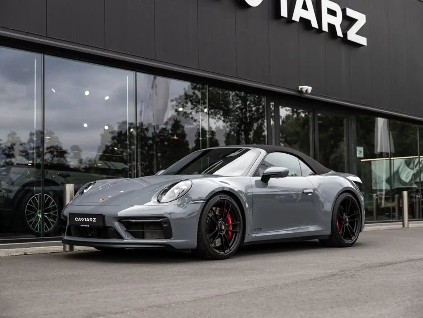 Porsche 992 4GTS CABRIO ACHTERASST/LIFT/INNO/MATR/18W/BOSE/.. Grigio - 2