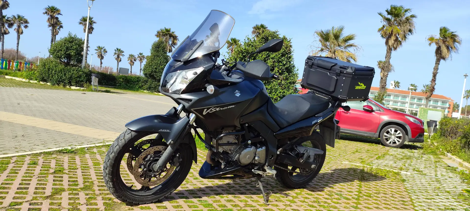 Suzuki V-Strom 650 DL ABS K7 pegatina "C" Negro - 2