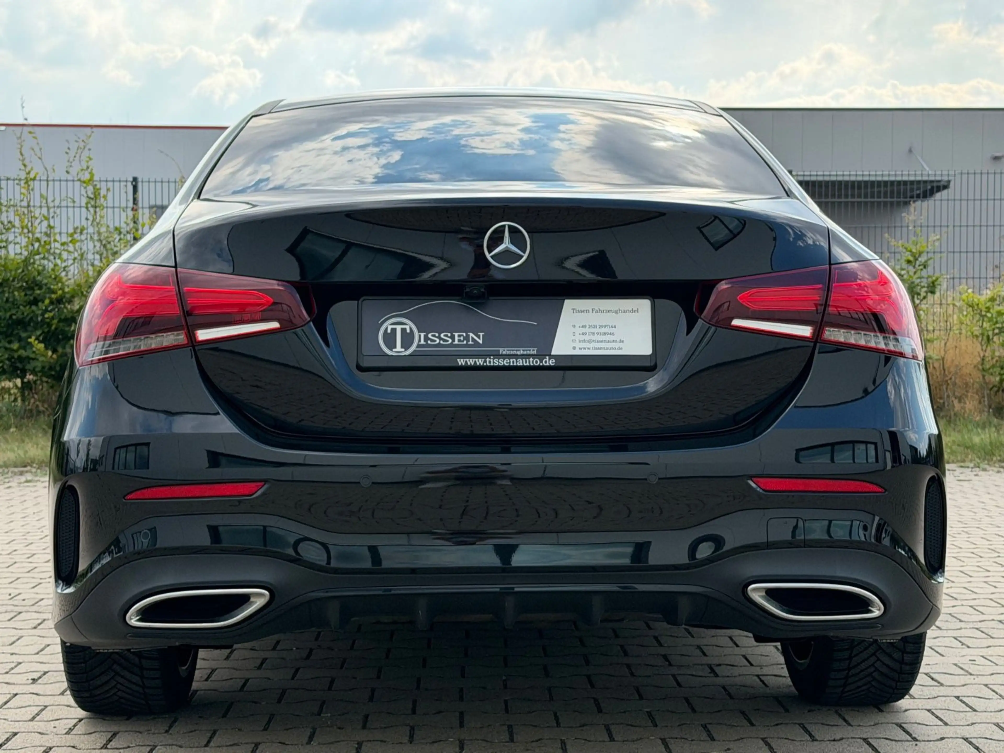 Mercedes-Benz A 200 Lim AMG Night Wide Kamera Carplay LED SHZ — photo 6