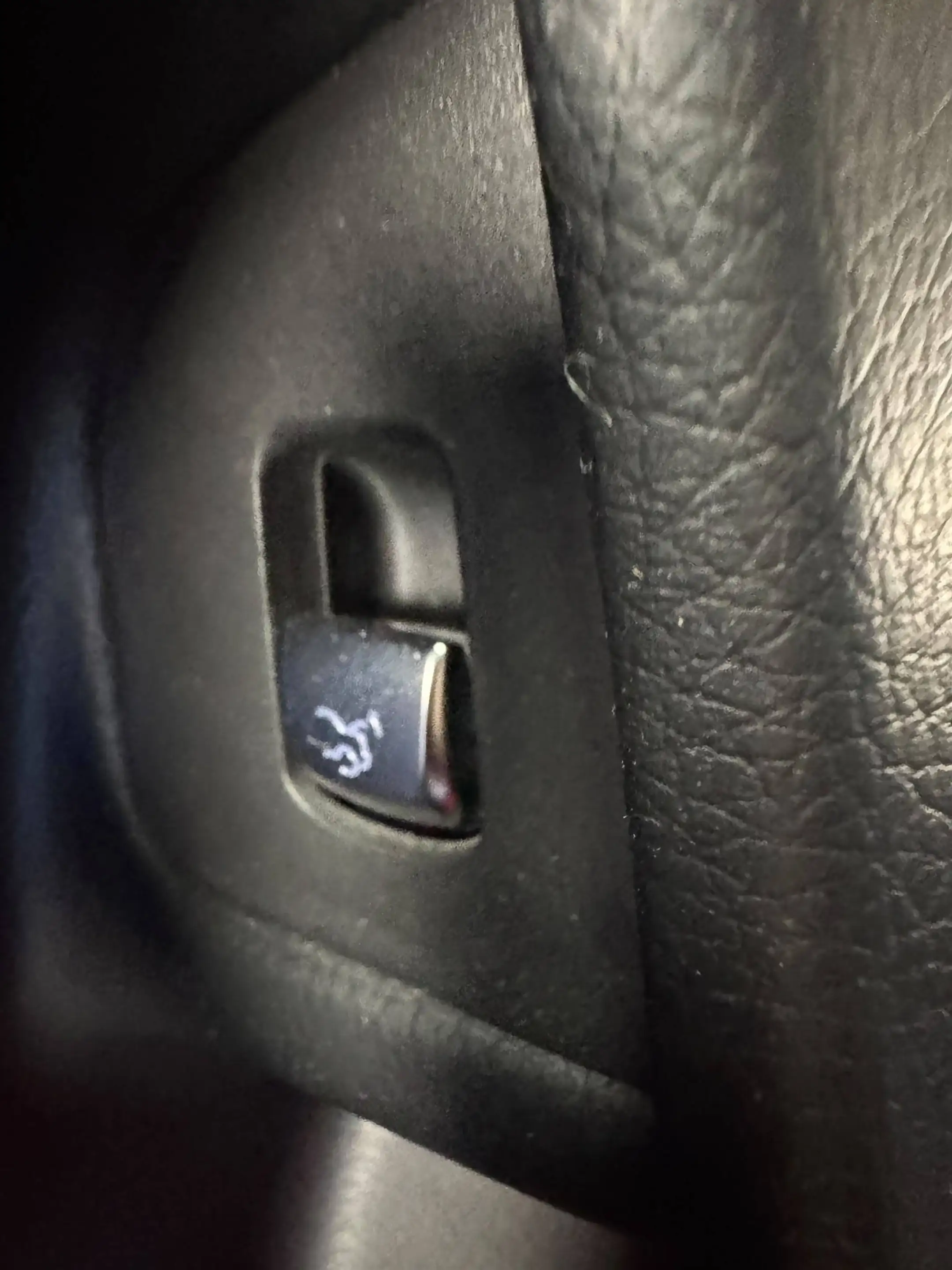 Mercedes-Benz E 220 E 220 d Avantgarde 9G-Tronic Scheckheft MB AHK LED — photo 15