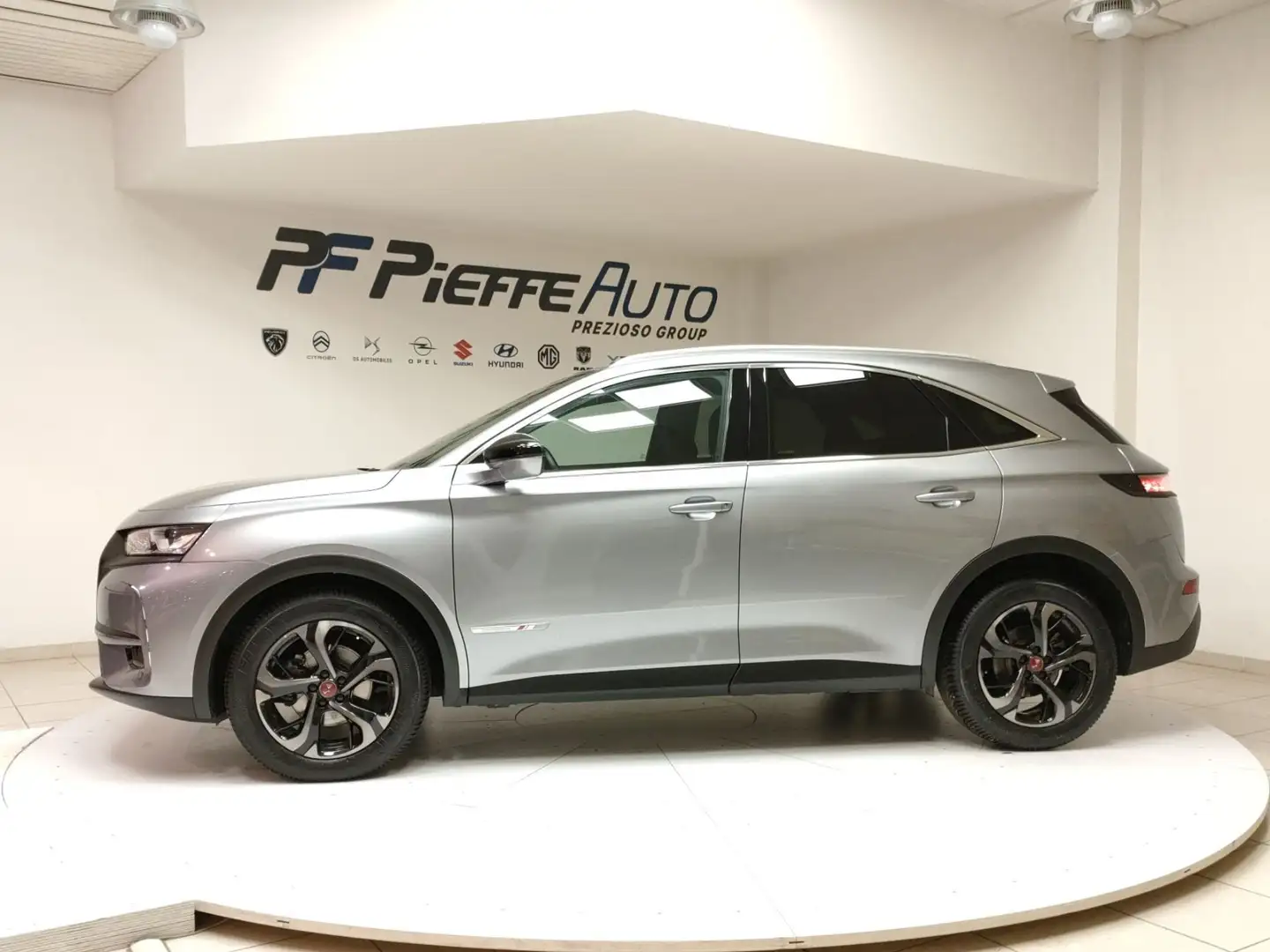 DS Automobiles DS 7 Crossback 7 Crossback - DS 7 Crossback BlueHDi 130 Grand Chi Grigio - 2