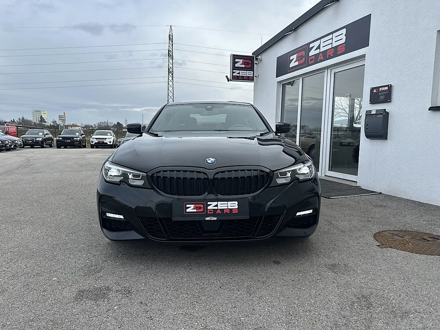 BMW 320 d xDrive Aut. M-Paket, Shadow Line Schwarz - 2