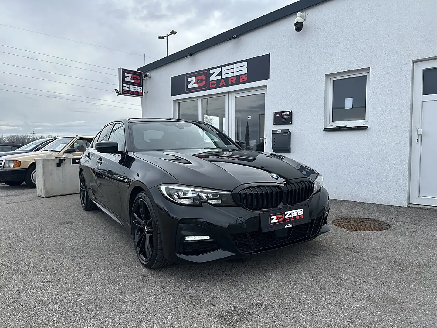 BMW 320 d xDrive Aut. M-Paket, Shadow Line Schwarz - 1