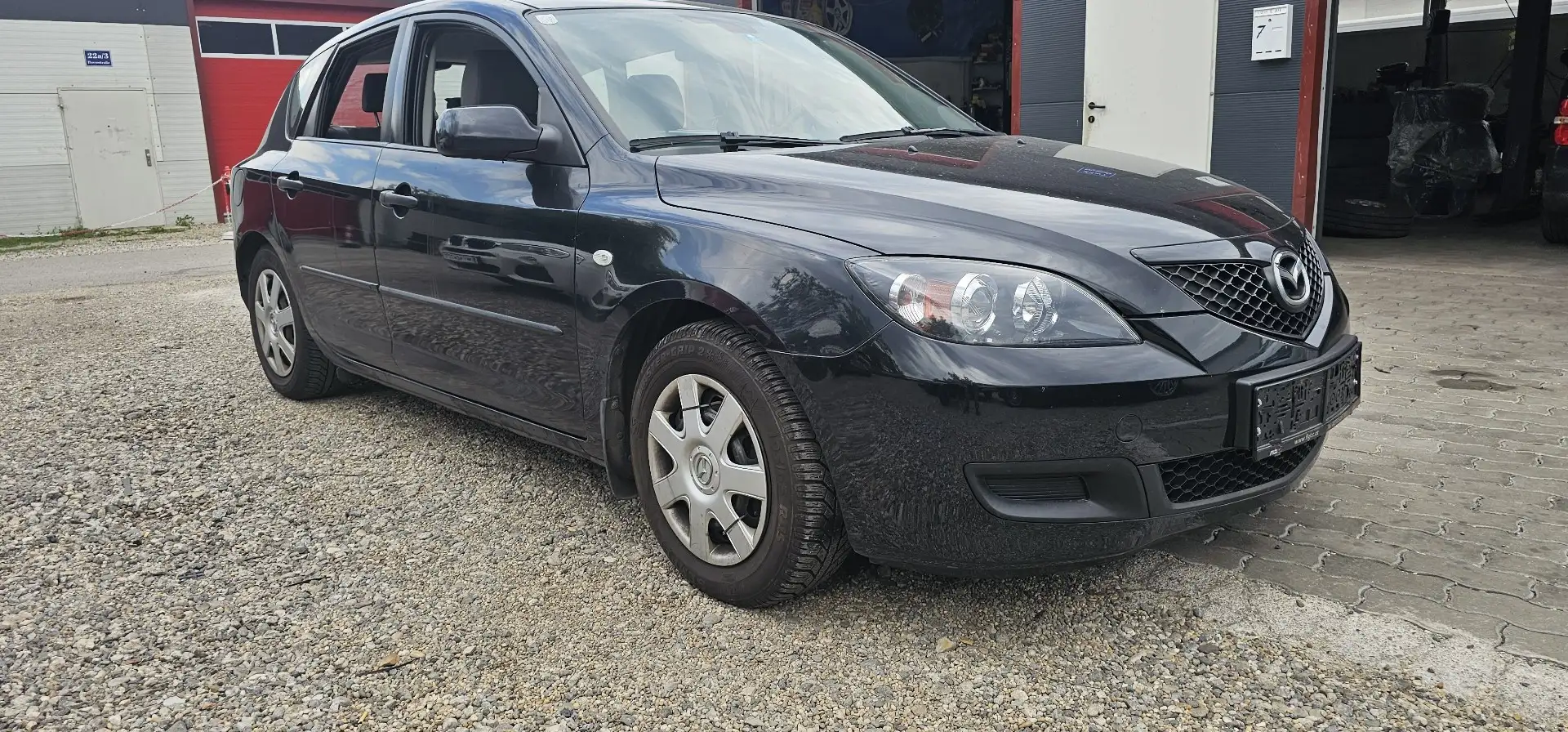 Mazda 3 Sport 1,6i CE - 1