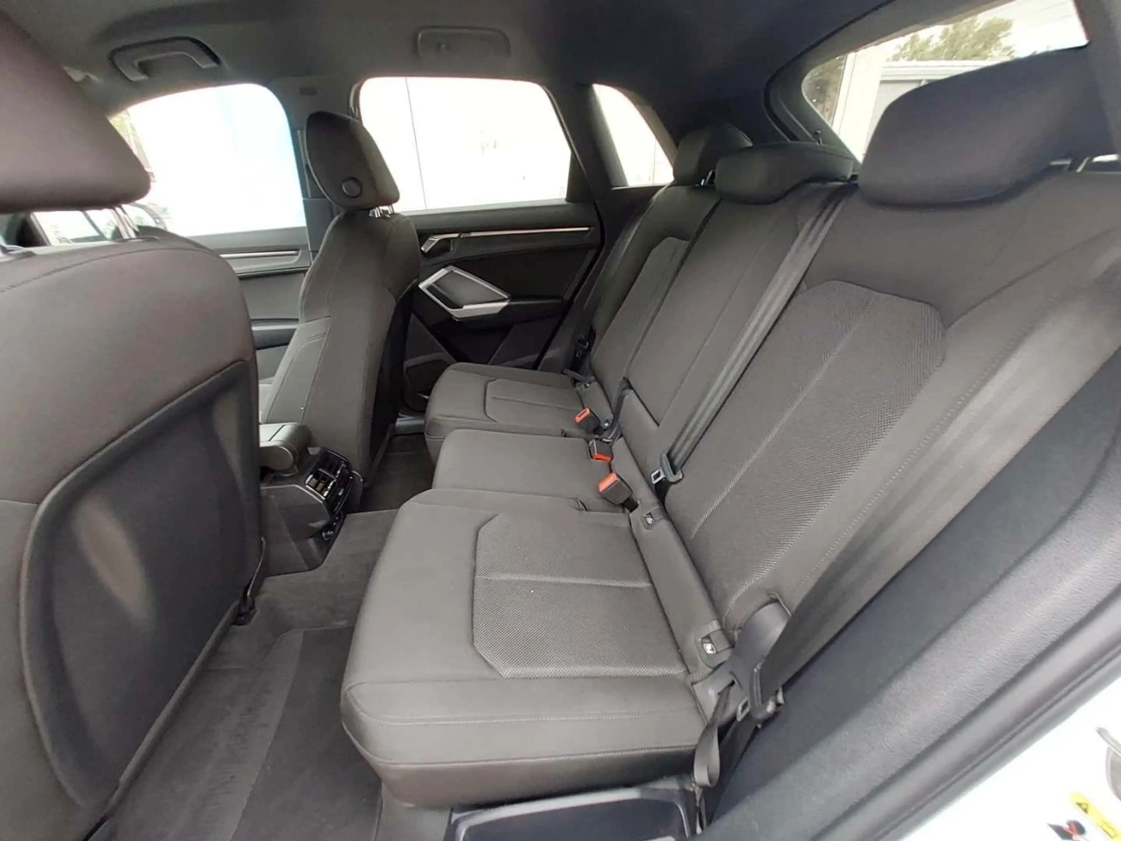 Audi Q3 45 TFSI S-LINE TOUCH/MFL/RFK/BT/TEMPOMAT — photo 13