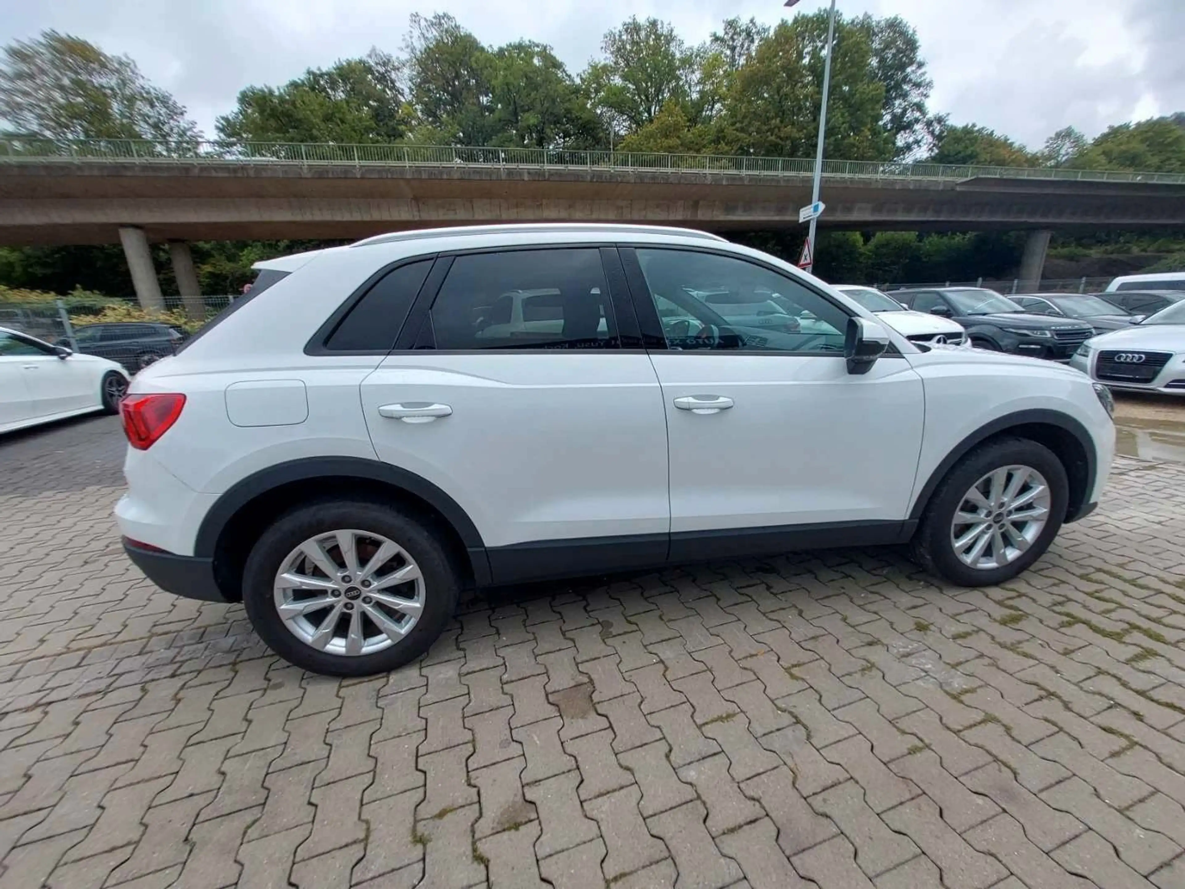 Audi Q3 45 TFSI S-LINE TOUCH/MFL/RFK/BT/TEMPOMAT — photo 5