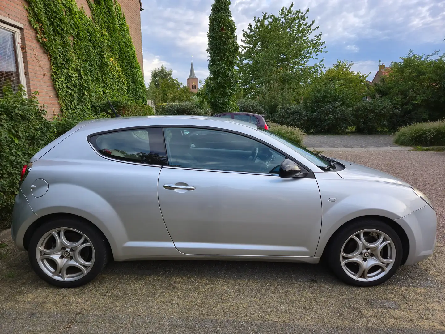 Alfa Romeo MiTo MiTo 1.4 T Distinctive Zilver - 2