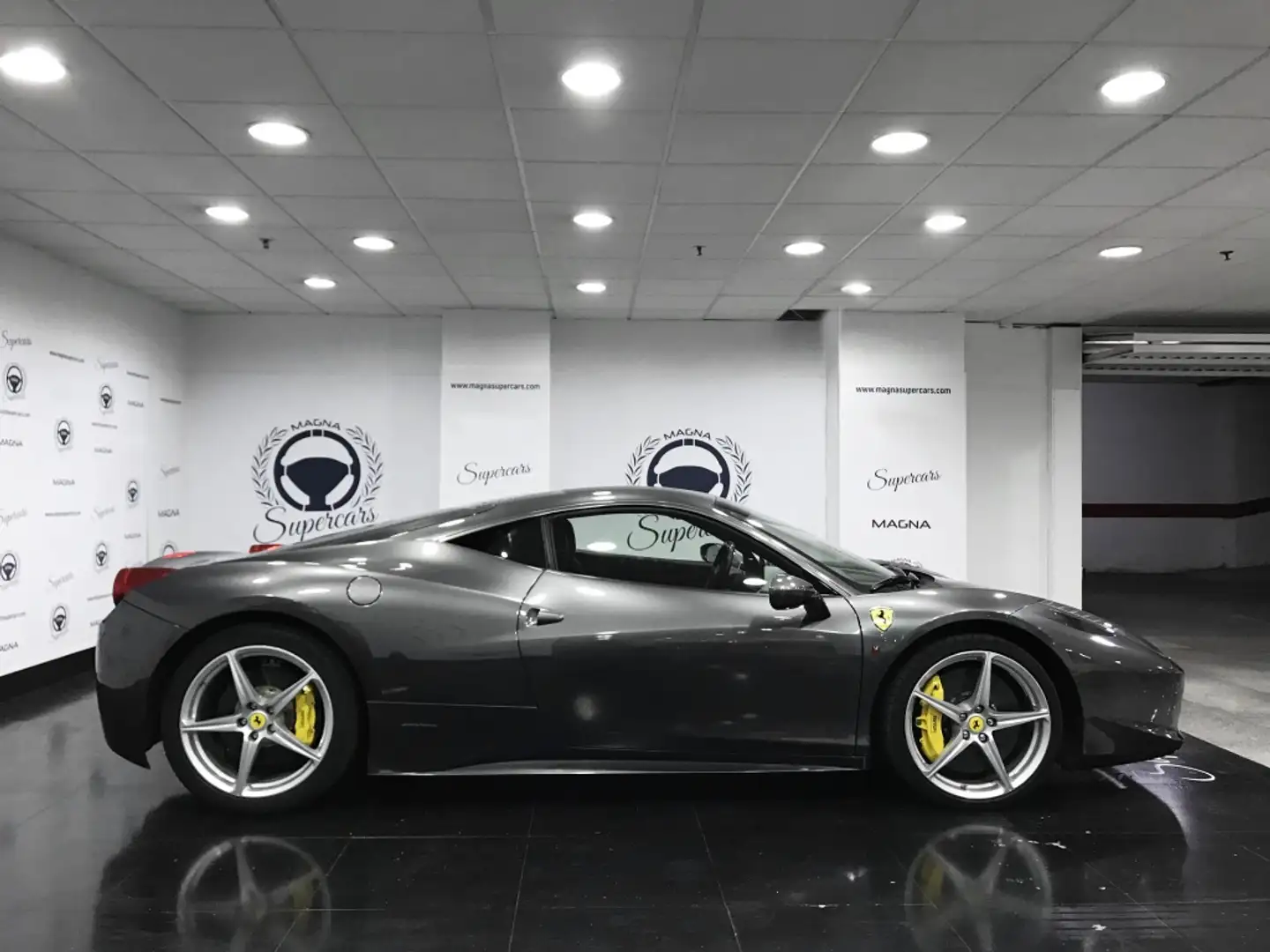 Ferrari 458 Italia Gris - 2