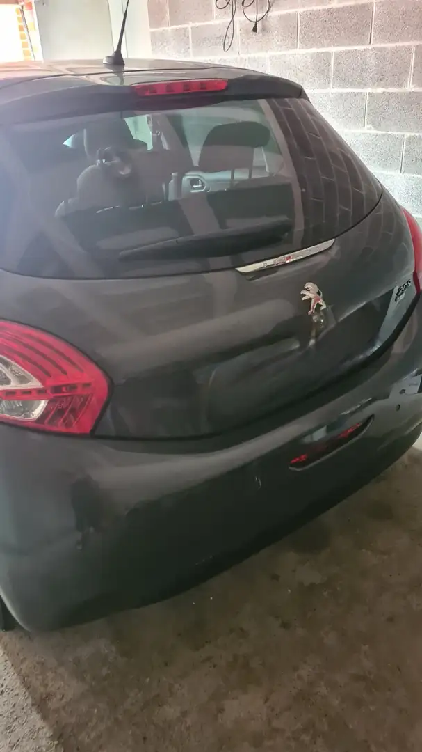 Peugeot 208 1.6 e-HDi 92ch FAP BVM5 Intuitive - 2