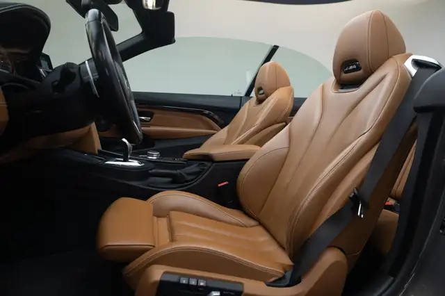 BMW M4 view 7