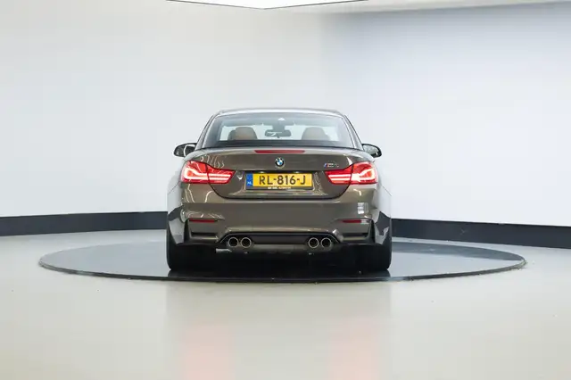 BMW M4 view 23
