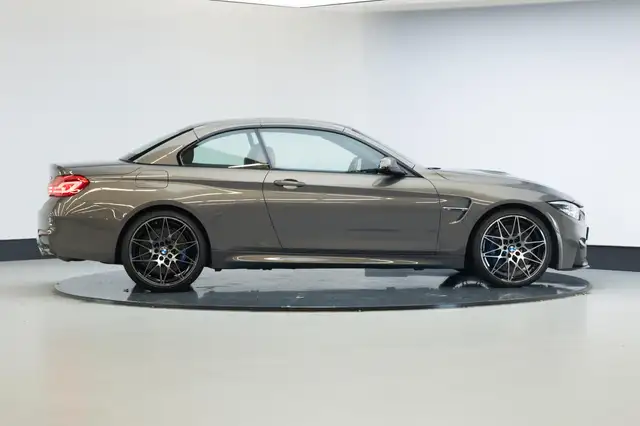 BMW M4 view 27