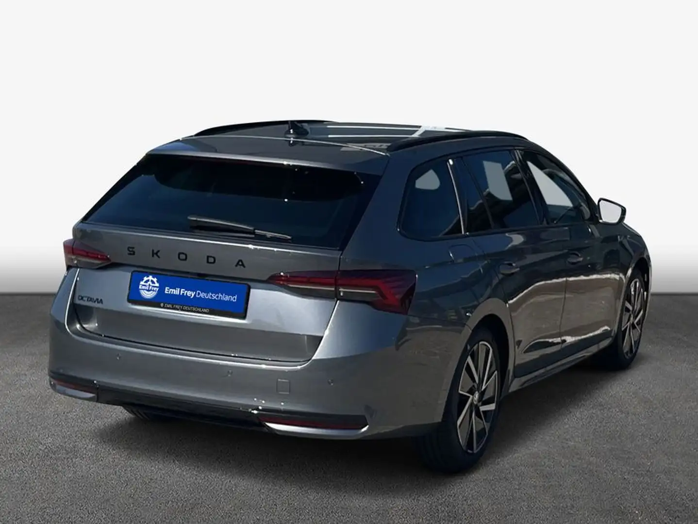 Skoda Octavia Combi 2.0 TDI DSG Sportline NAVI EHK MAT Grau - 2