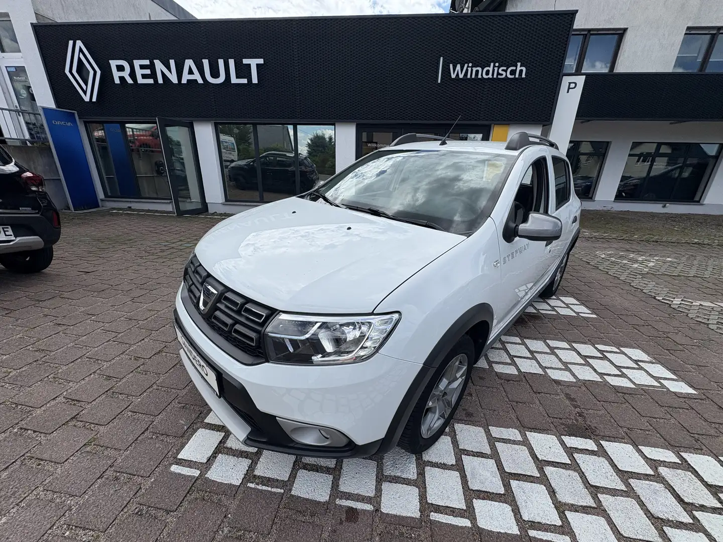 Dacia Sandero Stepway Prestige TCe 90 Wit - 1