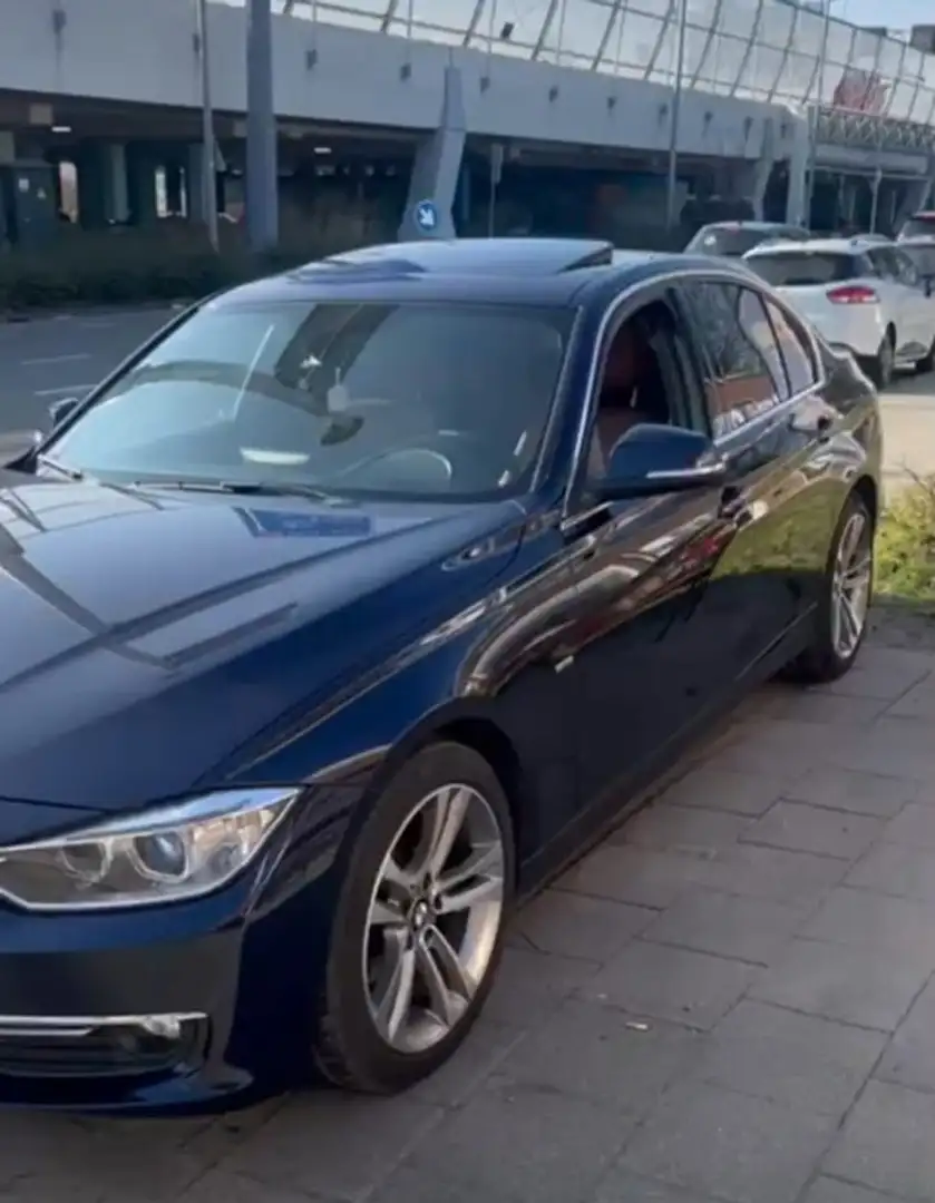 BMW 320 320i EDE High Exec Blauw - 2