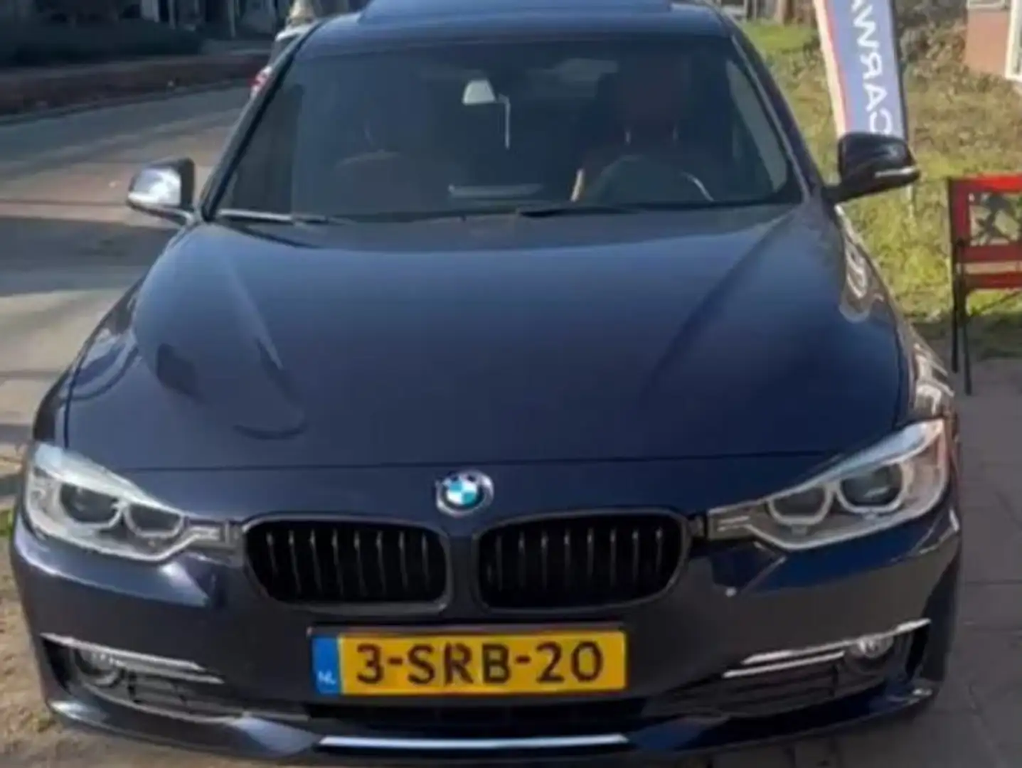 BMW 320 320i EDE High Exec Blauw - 1