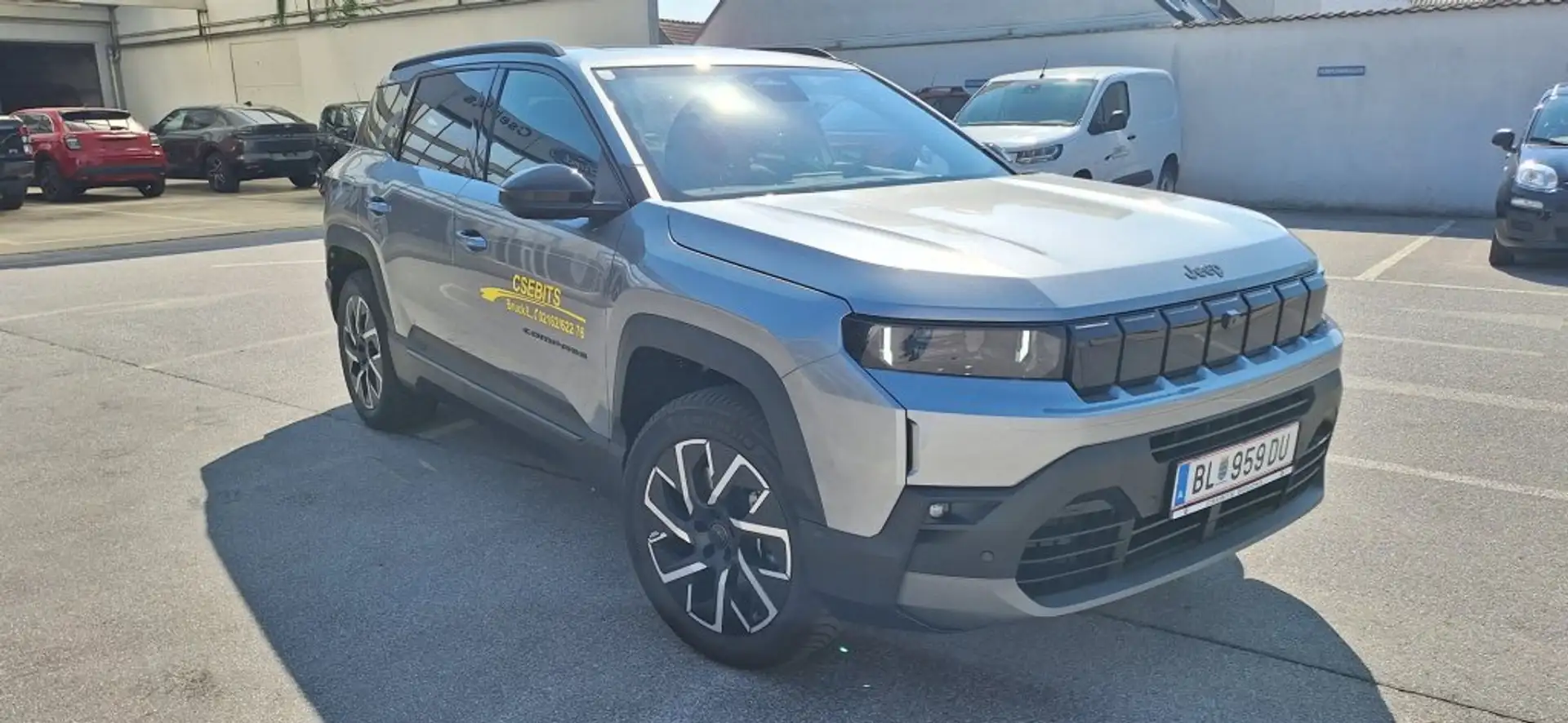 Jeep Compass 1.6 PHEV First Edition e-DCT7 110 kW, 150 PS, 1596 ccm, Benz Grau - 2