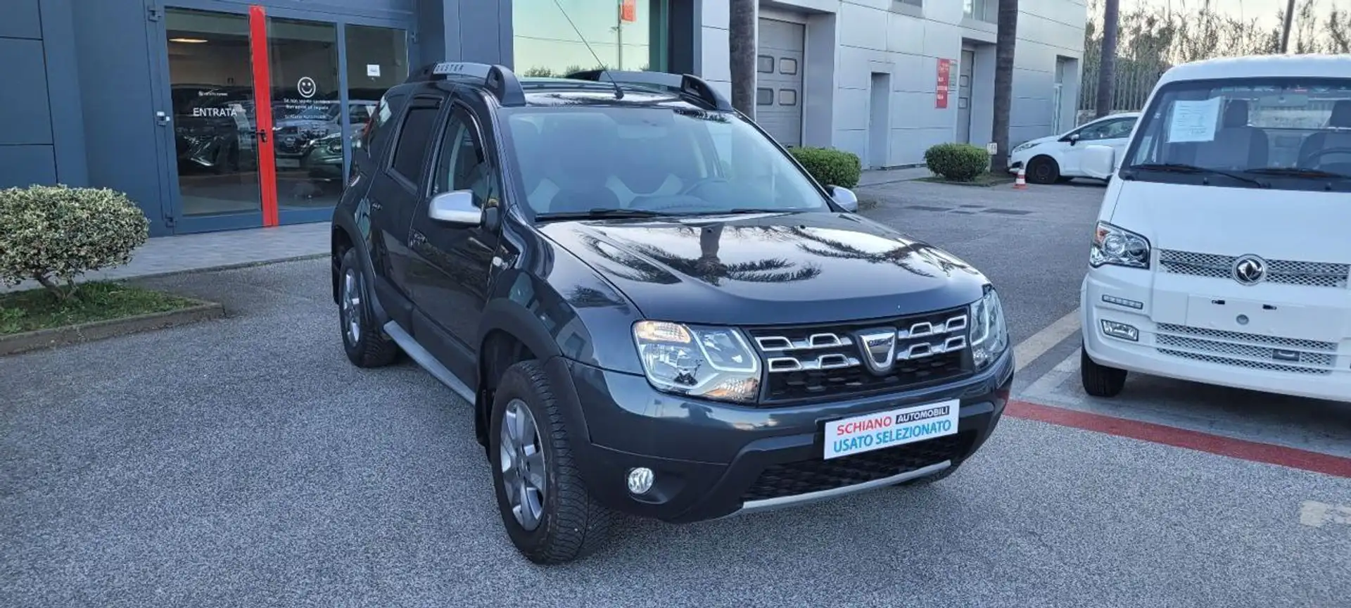 Dacia Duster 1.6 115 CV S&S 4x2 GPL Serie Speciale Brave2 Grigio - 1