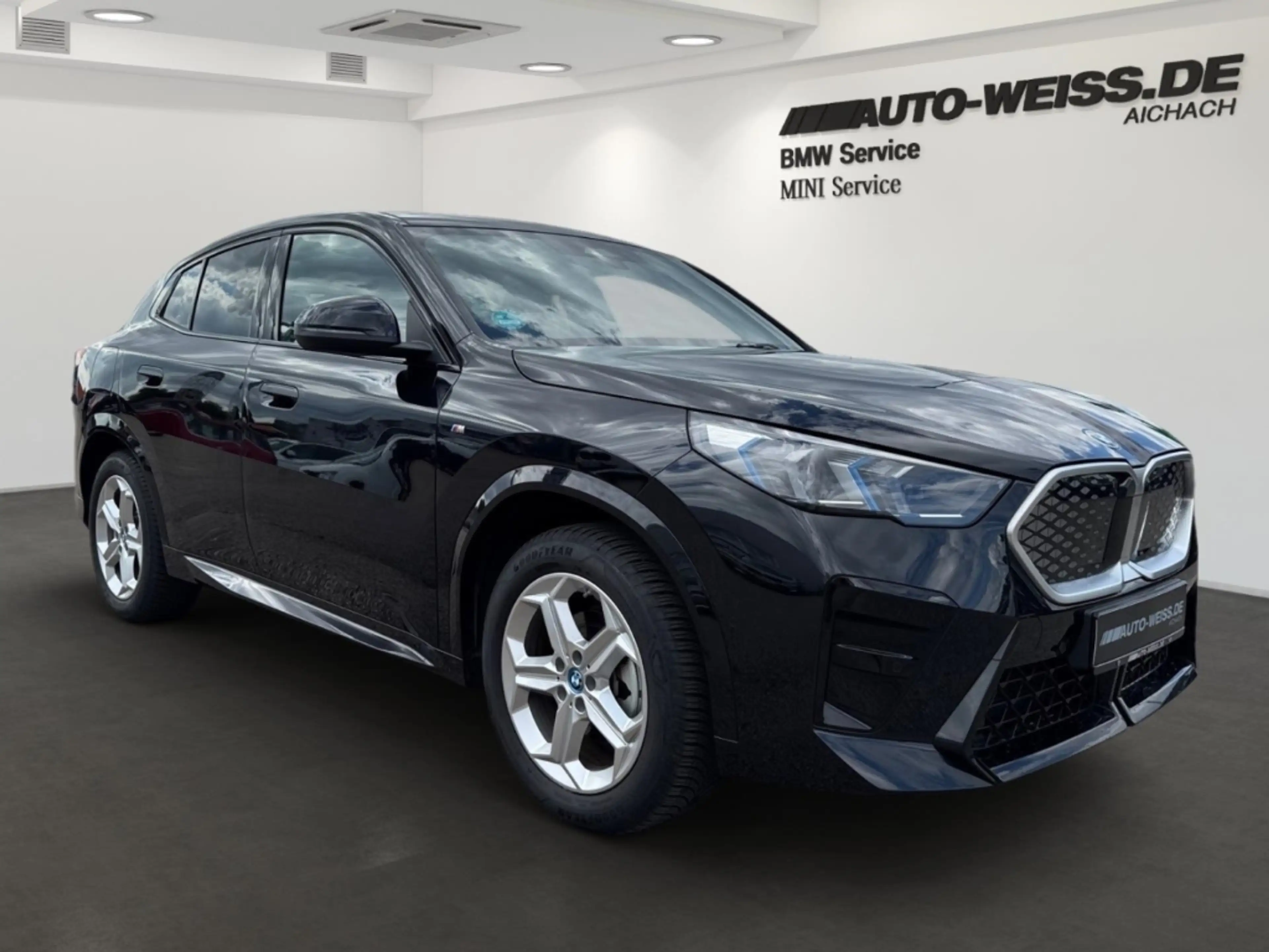 BMW X2 20e M-SPORT+EL-AKTIVSITZ+NAVI+DAB+HIFI+AHK — photo 3