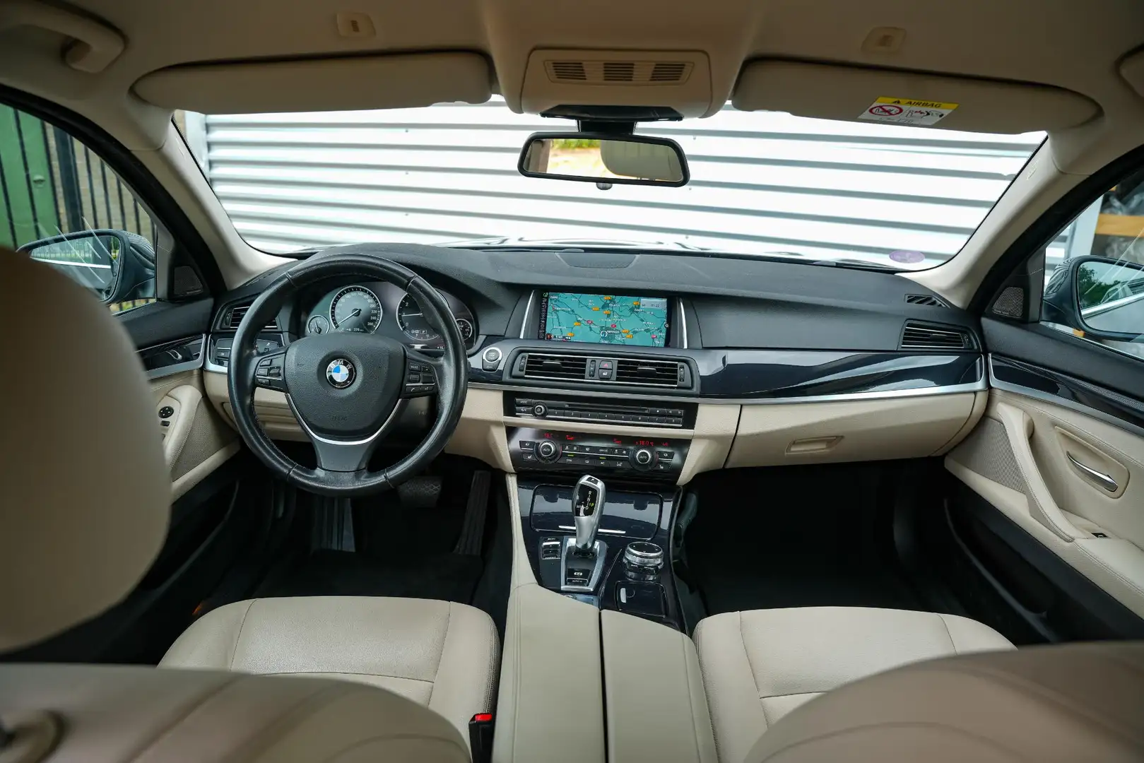 BMW 520 5-serie 520i Business Leer Navigatie PDC Stoelverw Bruin - 2
