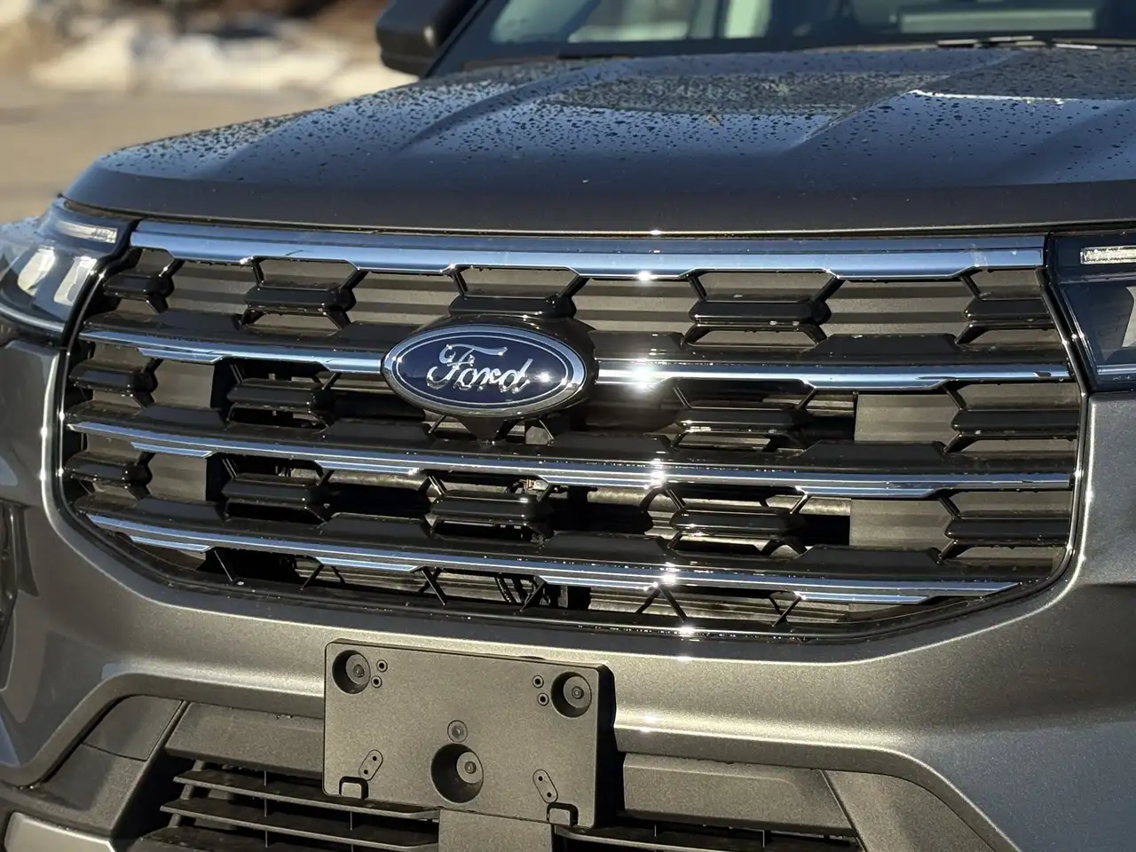 Ford Explorer снимка Ford Explorer