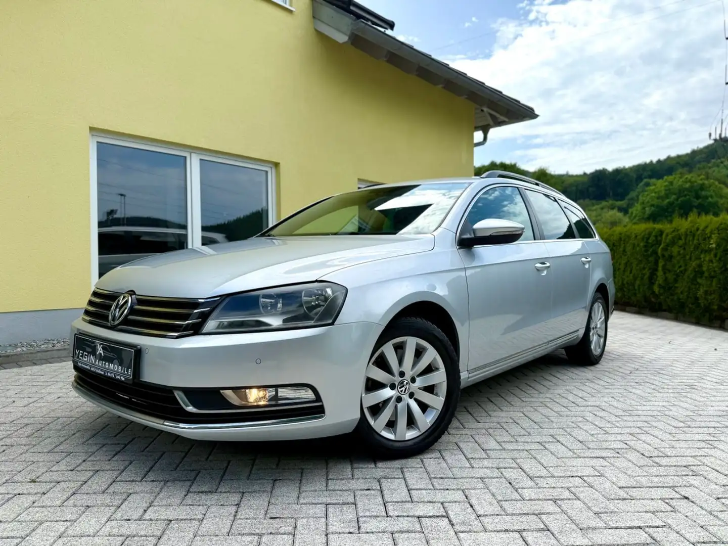 Volkswagen Passat Variant 1.4 TFSI Comfortline BlueMotion Silber - 2