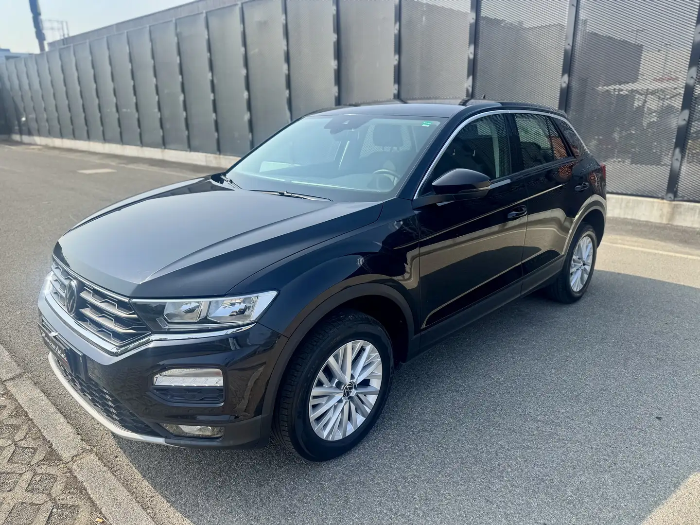 Volkswagen T-Roc 1.6 TDI 116 CV GARANZIA 12 MESI Negro - 2
