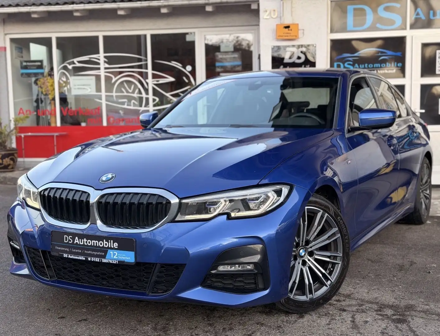 BMW 320 320d M Sport Aut. - 1