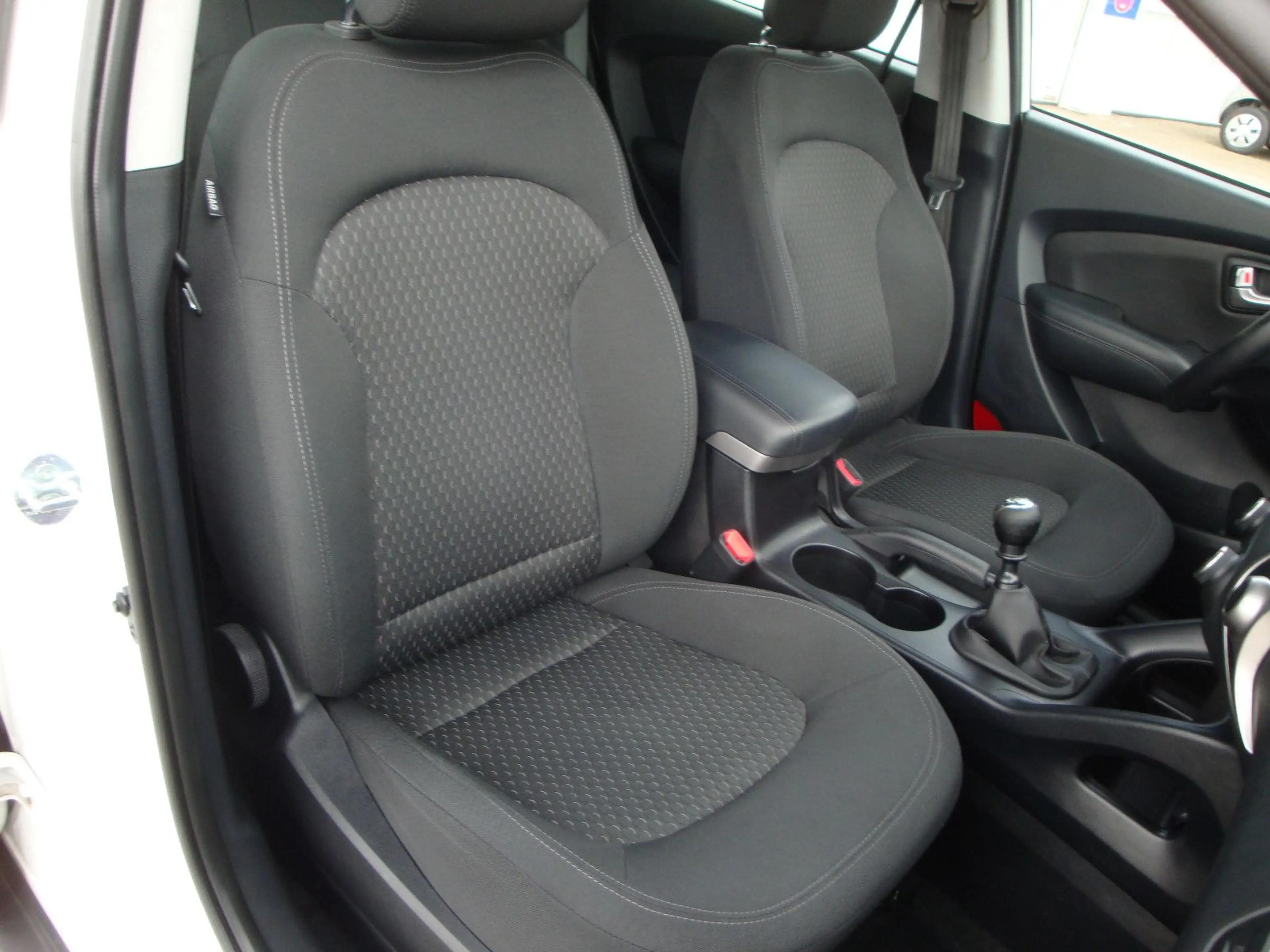 Hyundai iX35 Comfort 2WD — photo 12