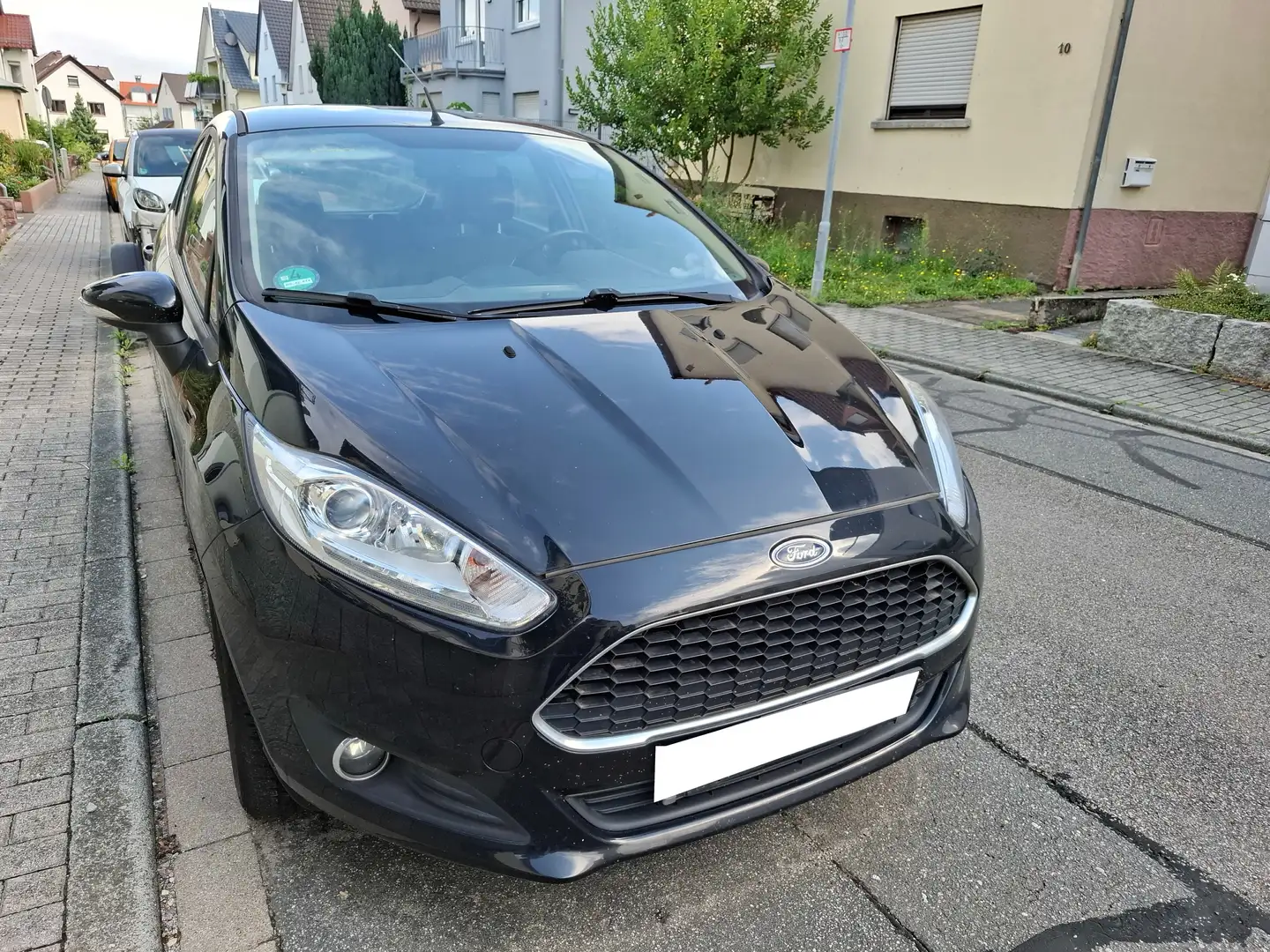 Ford Fiesta 1.0 SYNC Edition Schwarz - 1