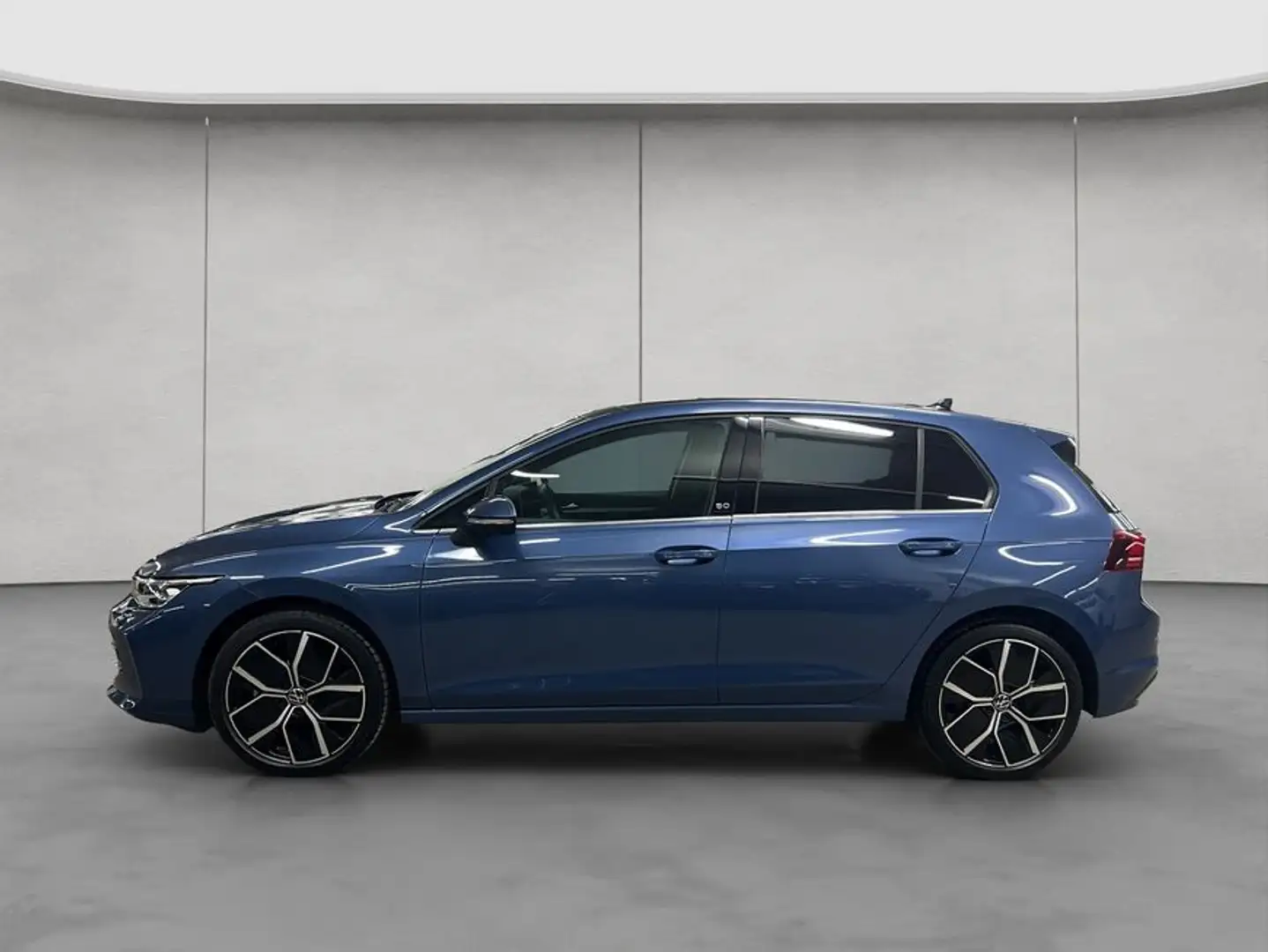 Volkswagen Golf 1.5 eTSI OPF DSG Style Pano, DCC Blau - 2