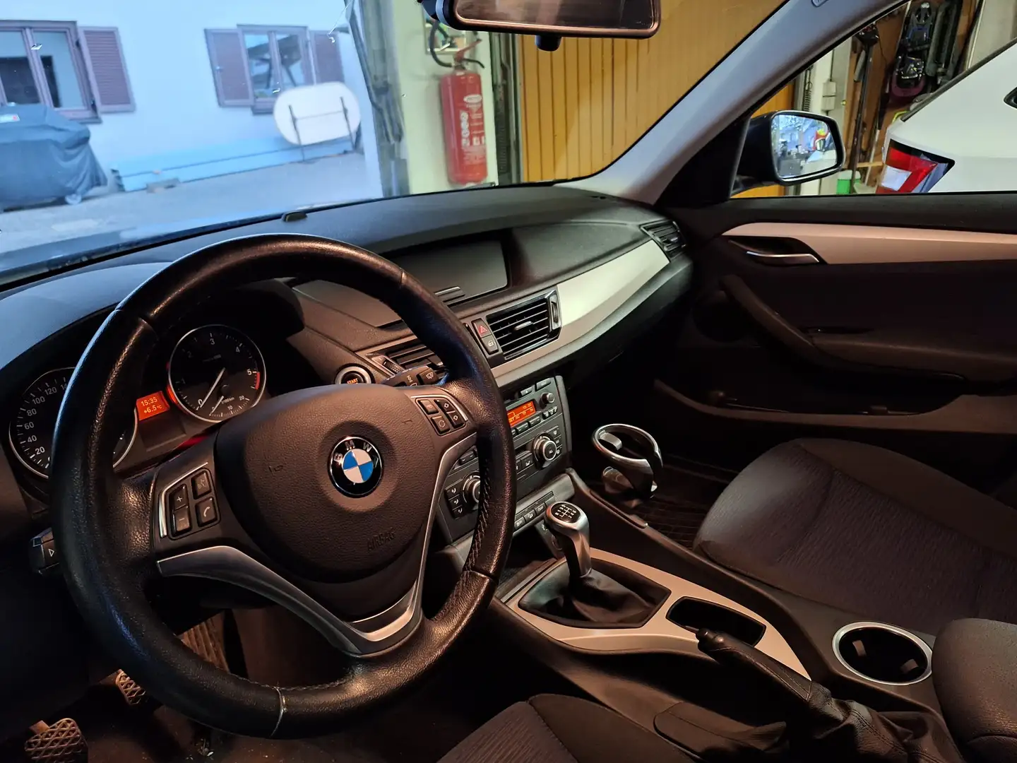 BMW X1 X1 xDrive20d Schwarz - 1