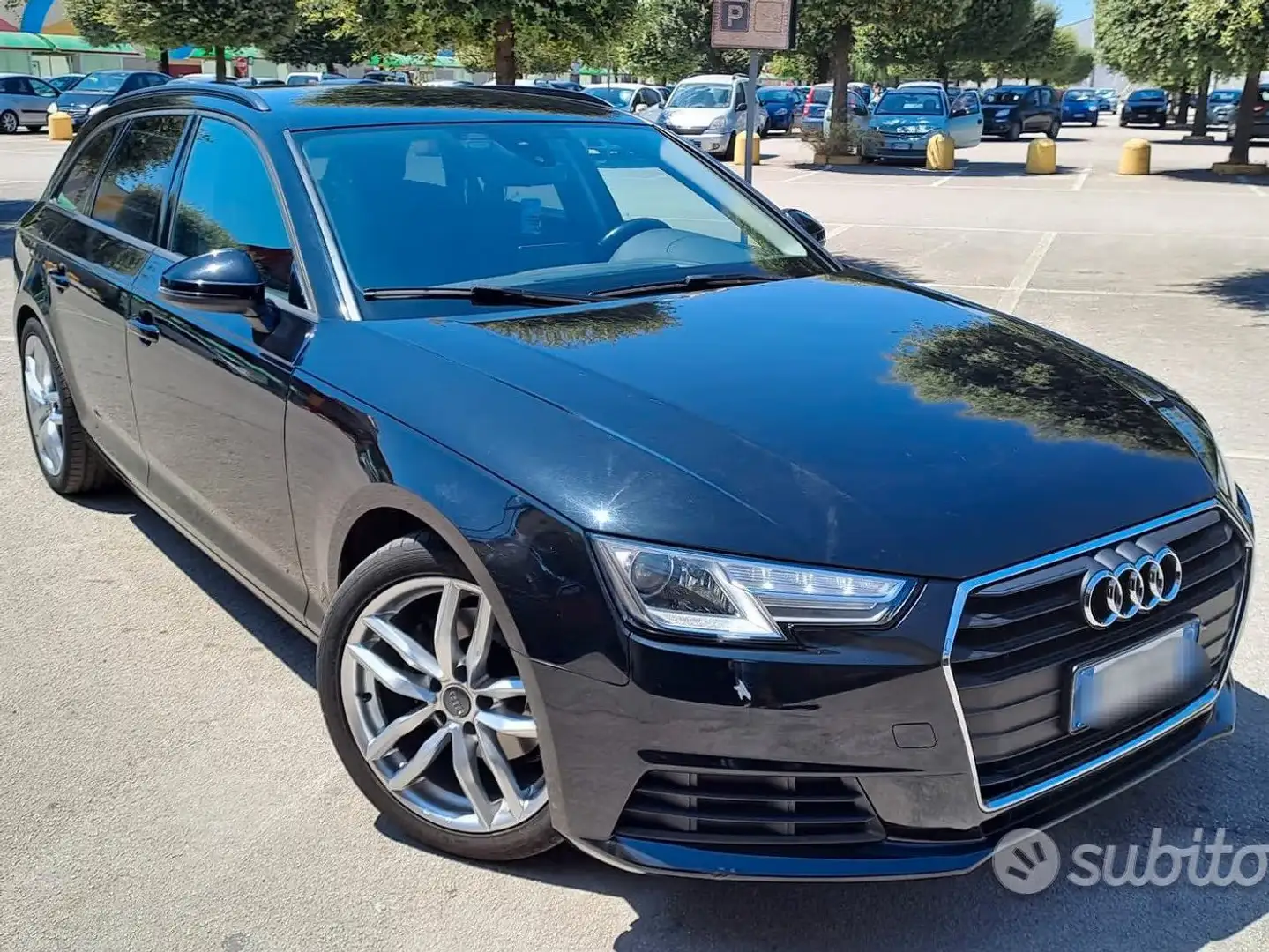 Audi A4 Avant 2.0 tdi ultra Business 150cv s-tronic Nero - 1