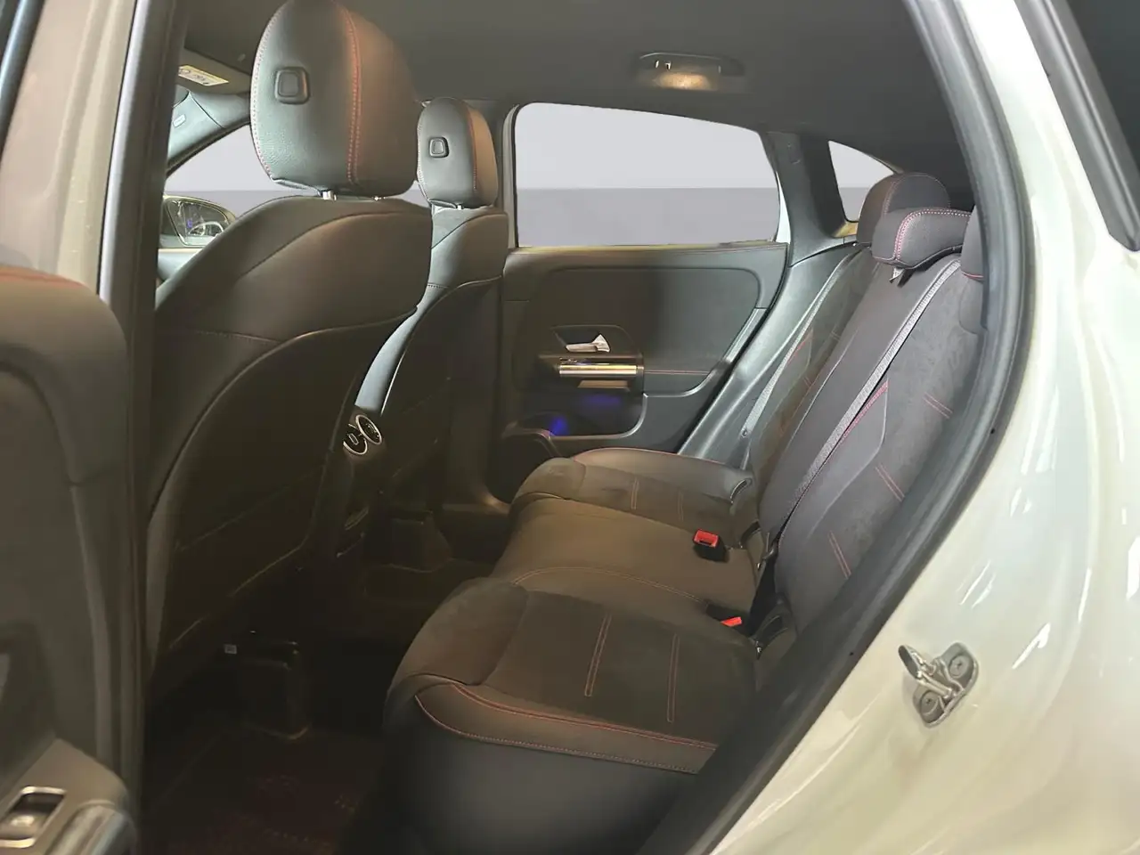 Mercedes-Benz GLA 250e AMG Line, миниатюра 13