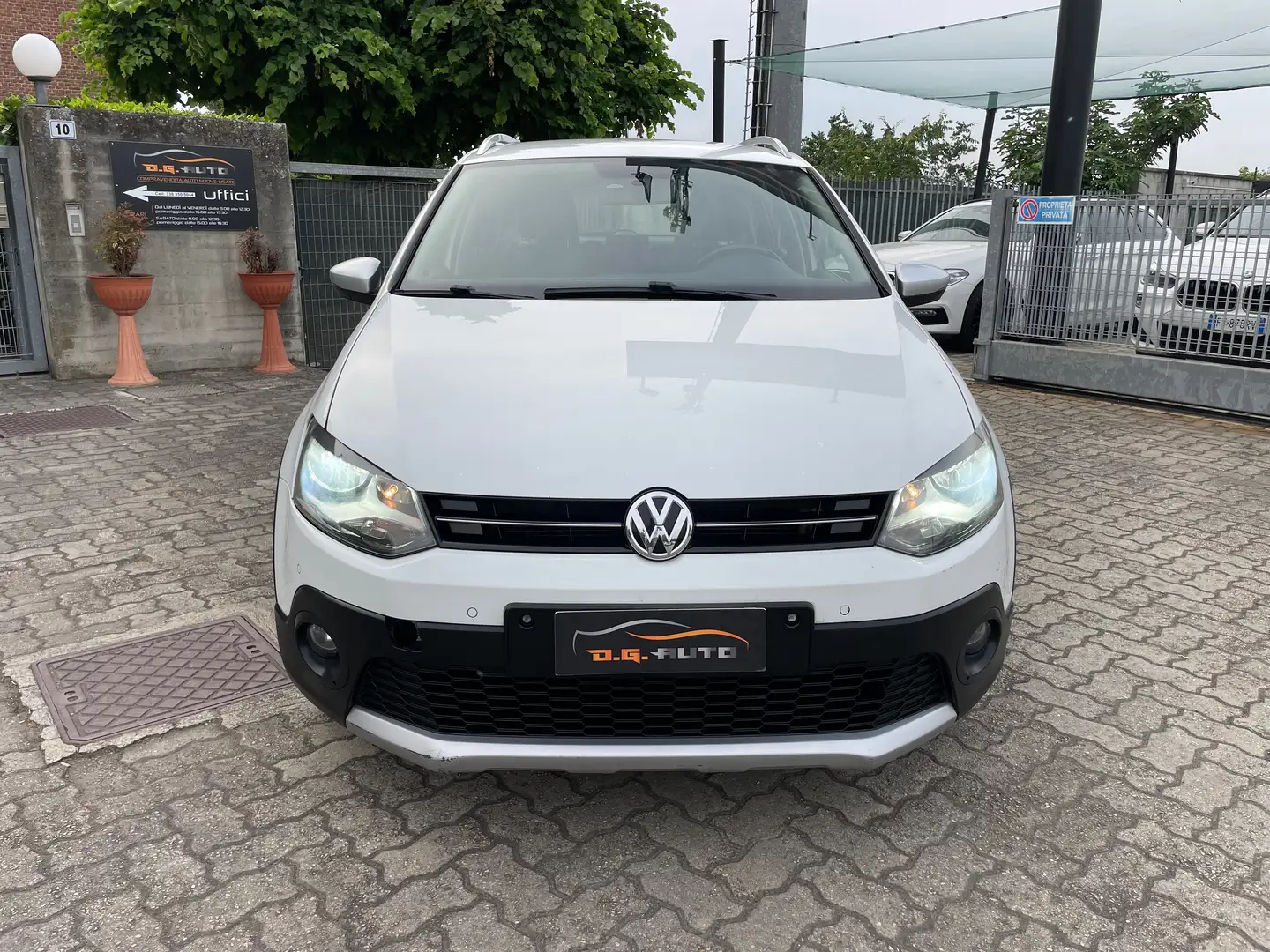 Volkswagen Polo Polo Cross 5p 1.4 tdi  75cv Bianco - 2