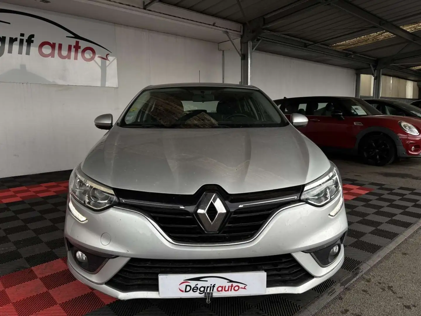 Renault Megane IV Mégane IV Berline dCi 110 Energy Life Gris - 2