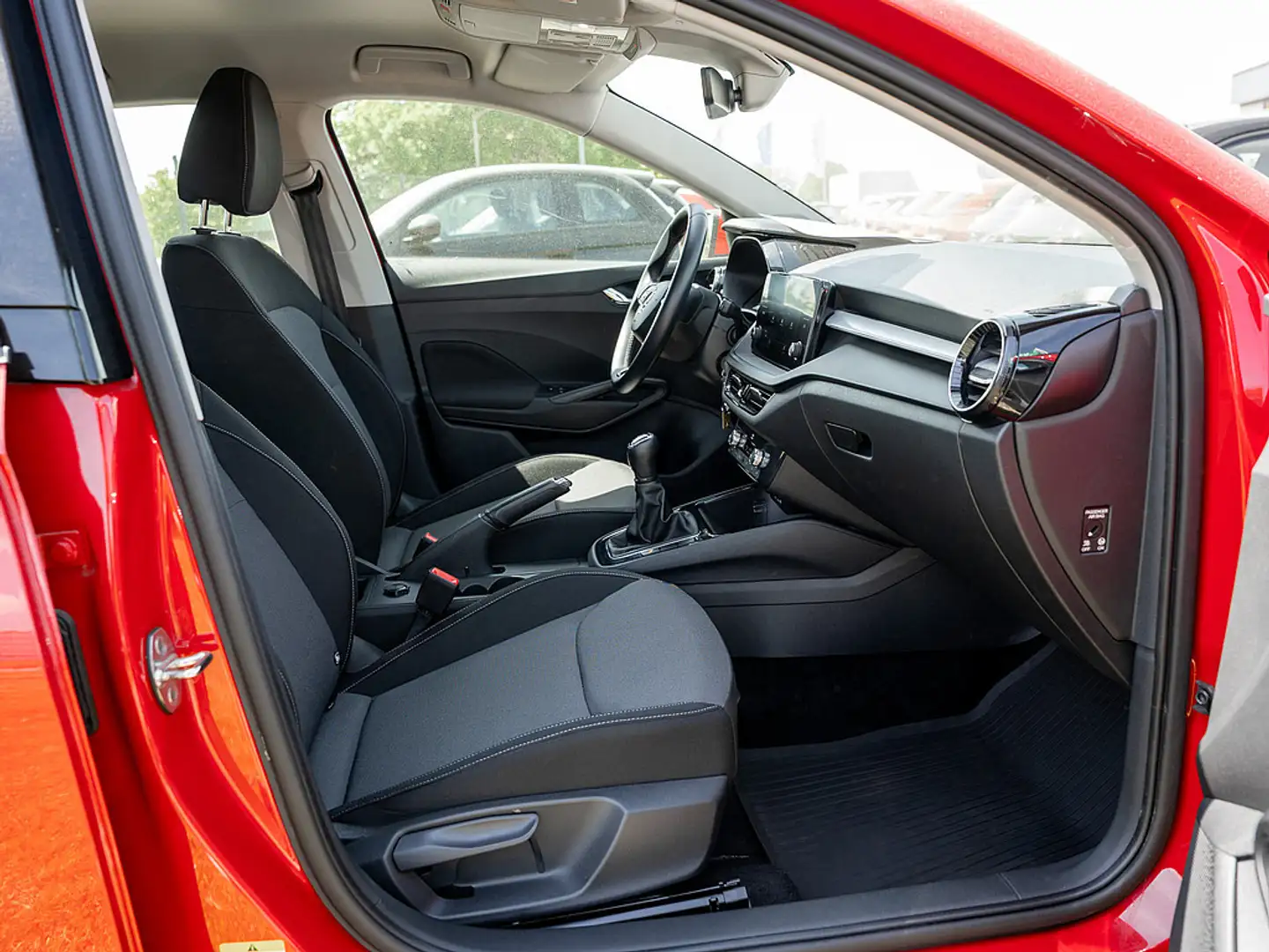Skoda Fabia 1.0 Ambition Aktionsfahrzeug LED KAM GR Rouge - 2