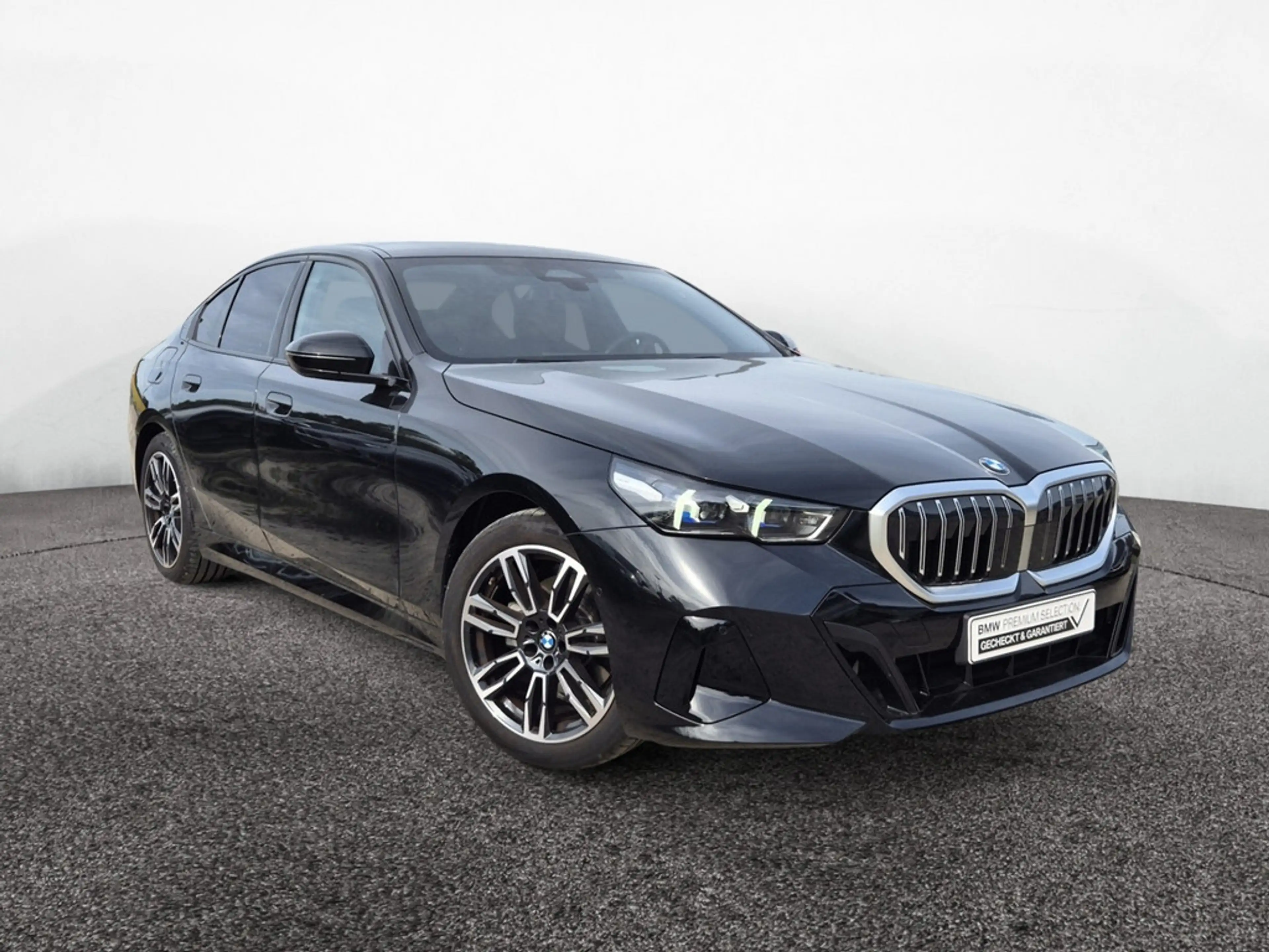BMW 520 i M-Sport H/K+ACC+KAM+LED+NAVI+SHZG — photo 3
